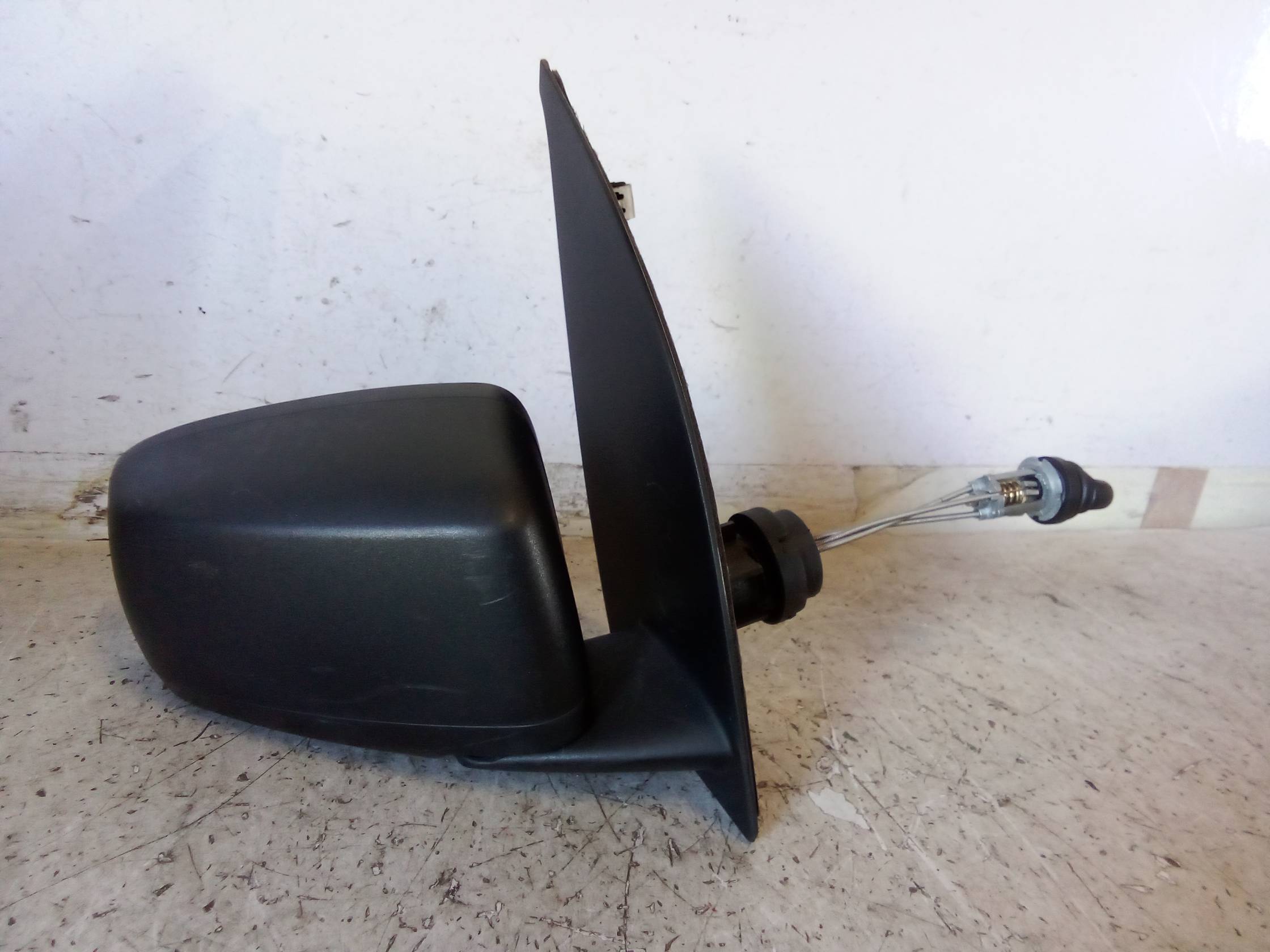 Retrovisore est. dx.