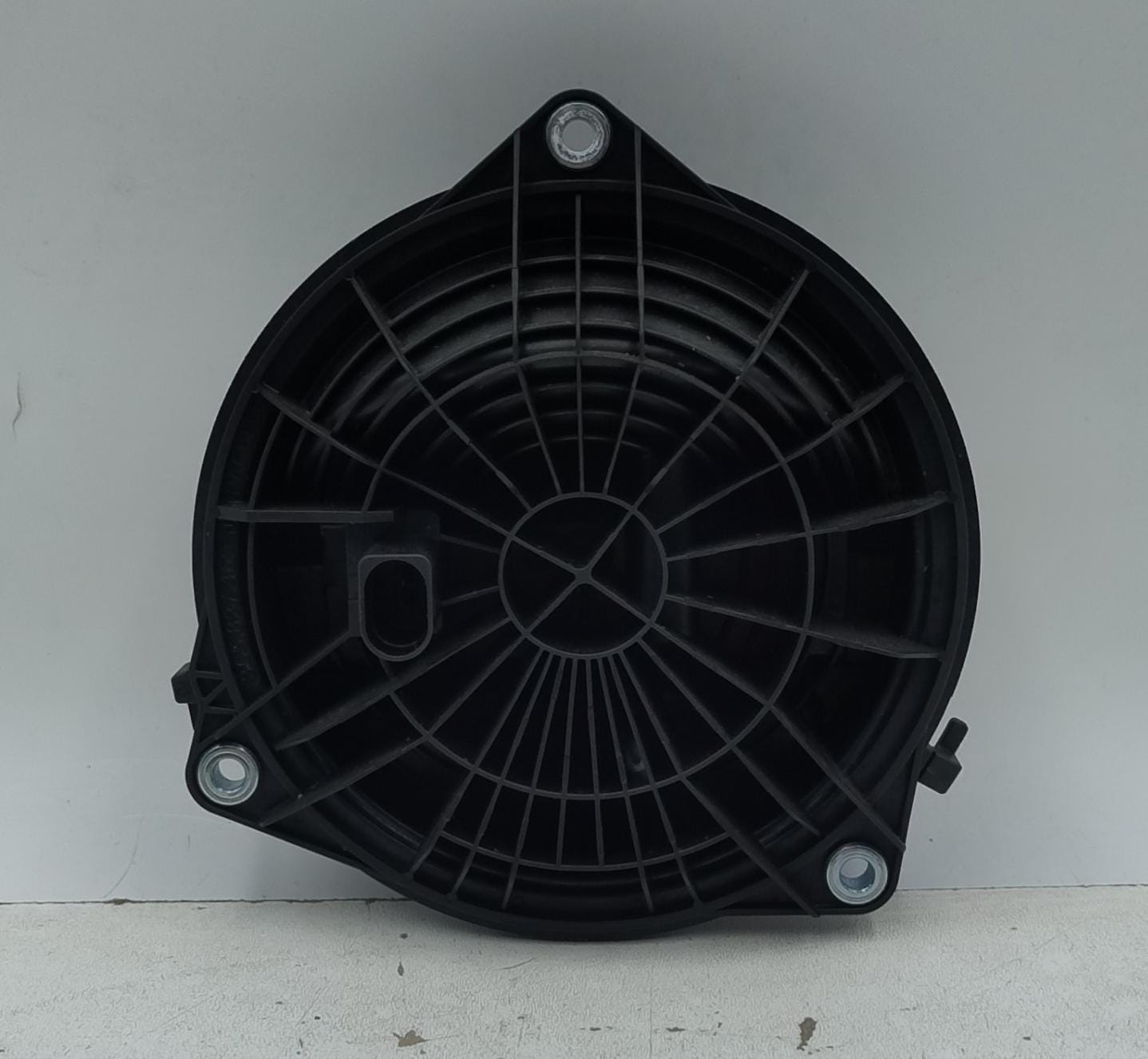 Maniglia portello post. Maniglia portello post.