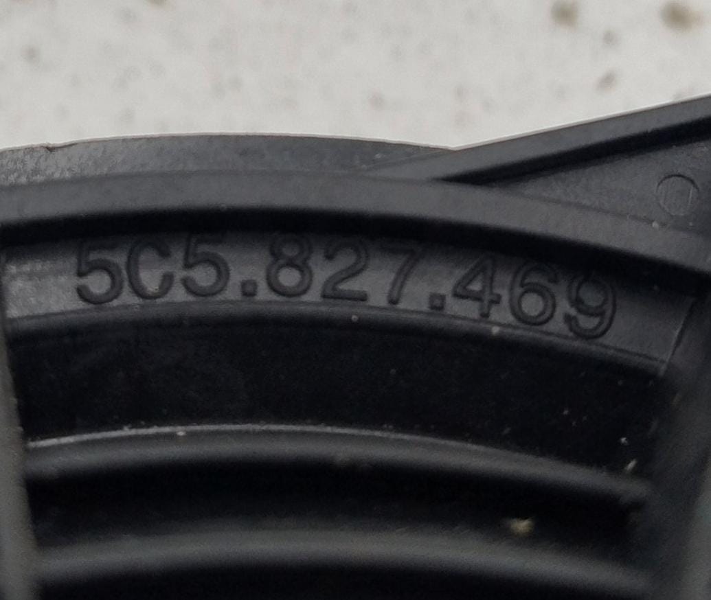 Maniglia portello post. Maniglia portello post.