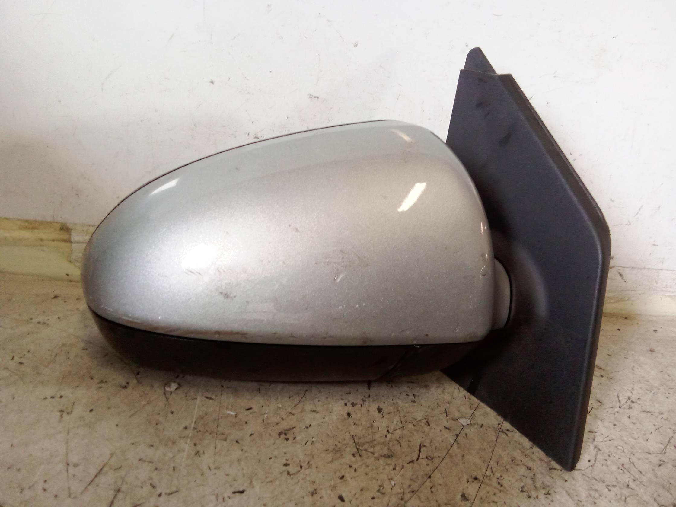 Retrovisore est. dx.