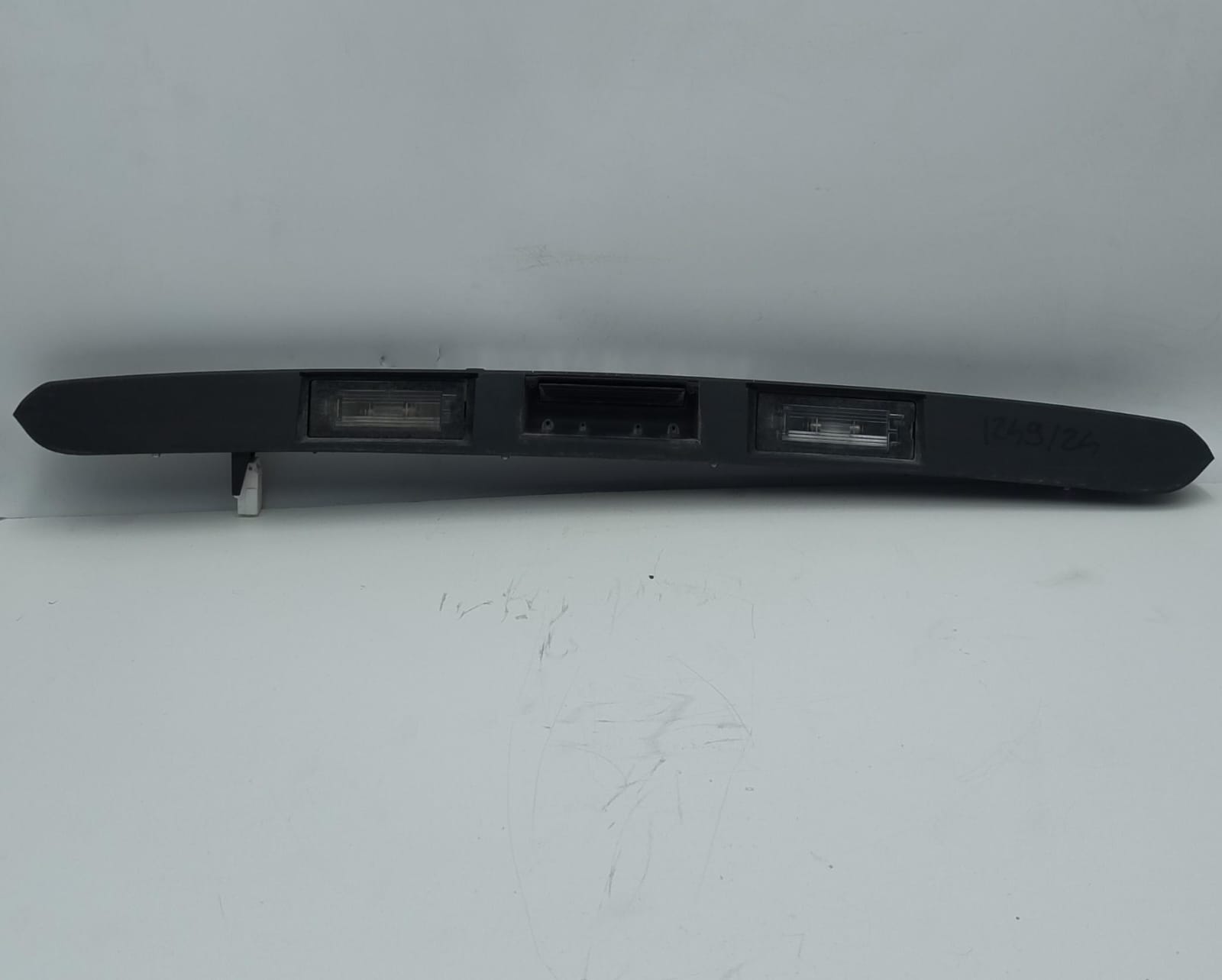 Modanatura apertura cofano posteriore Modanatura apertura cofano posteriore