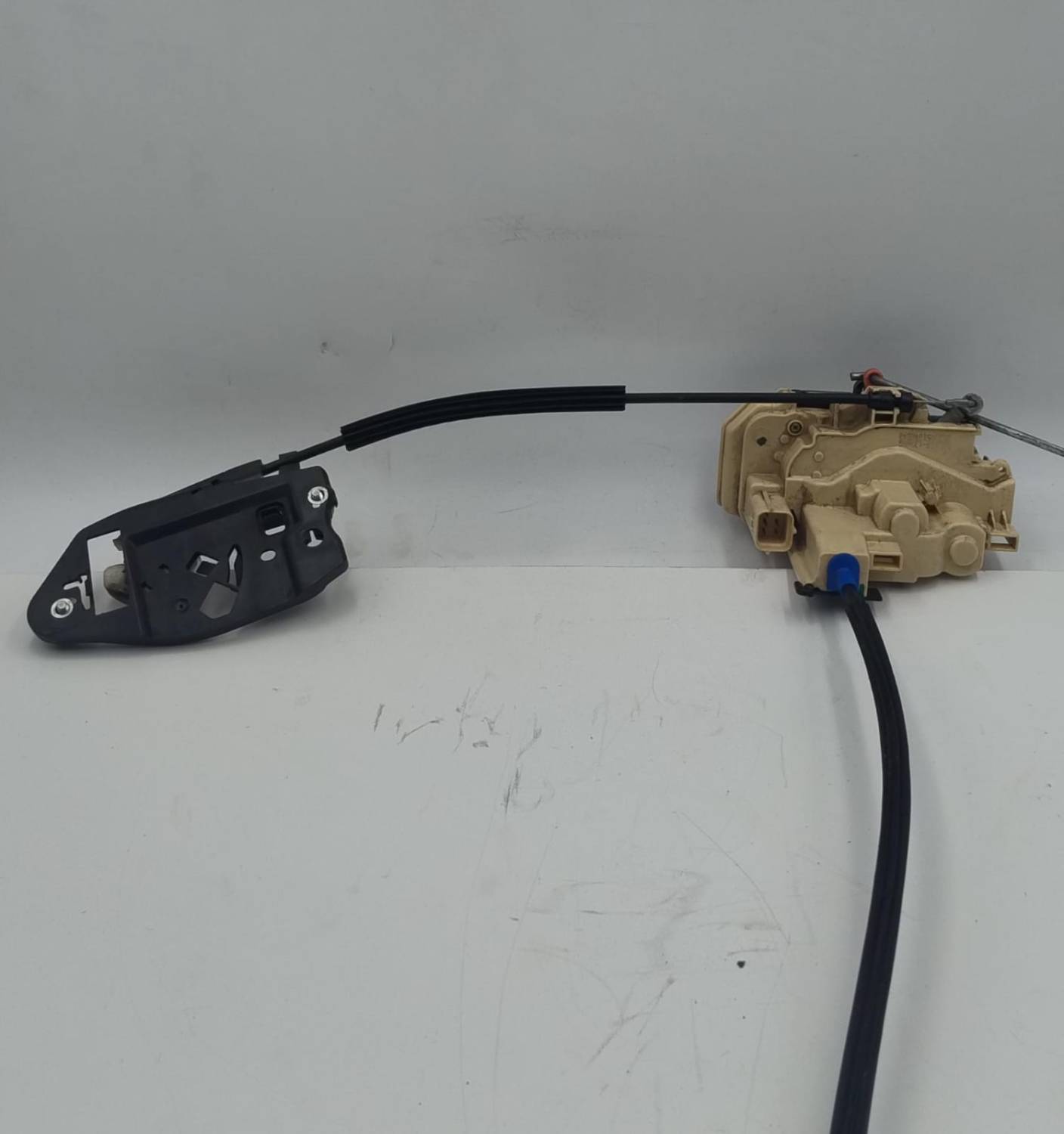 Serratura porta ant. dx.