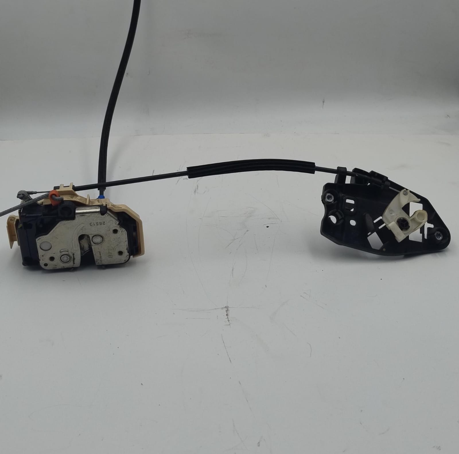 Serratura porta ant. dx.