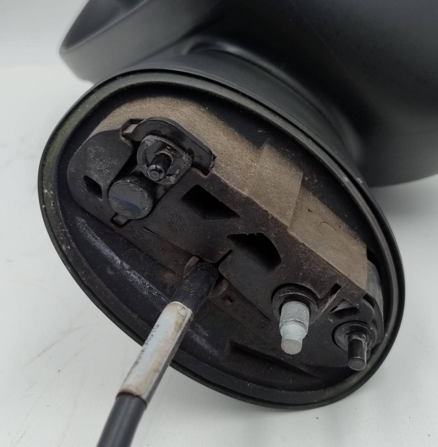 Specchietto retrovisore sx.