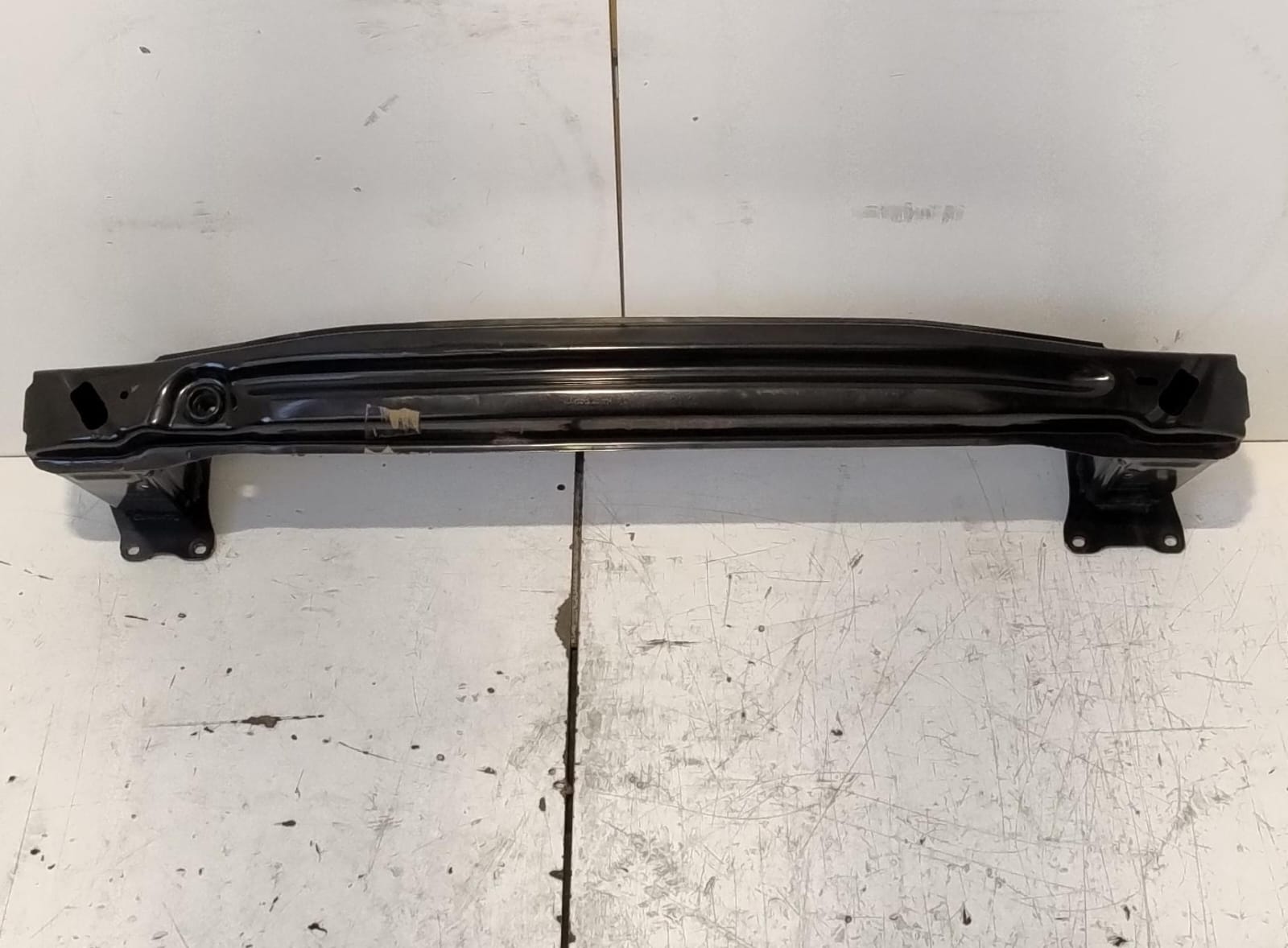 Traversa paraurti post.