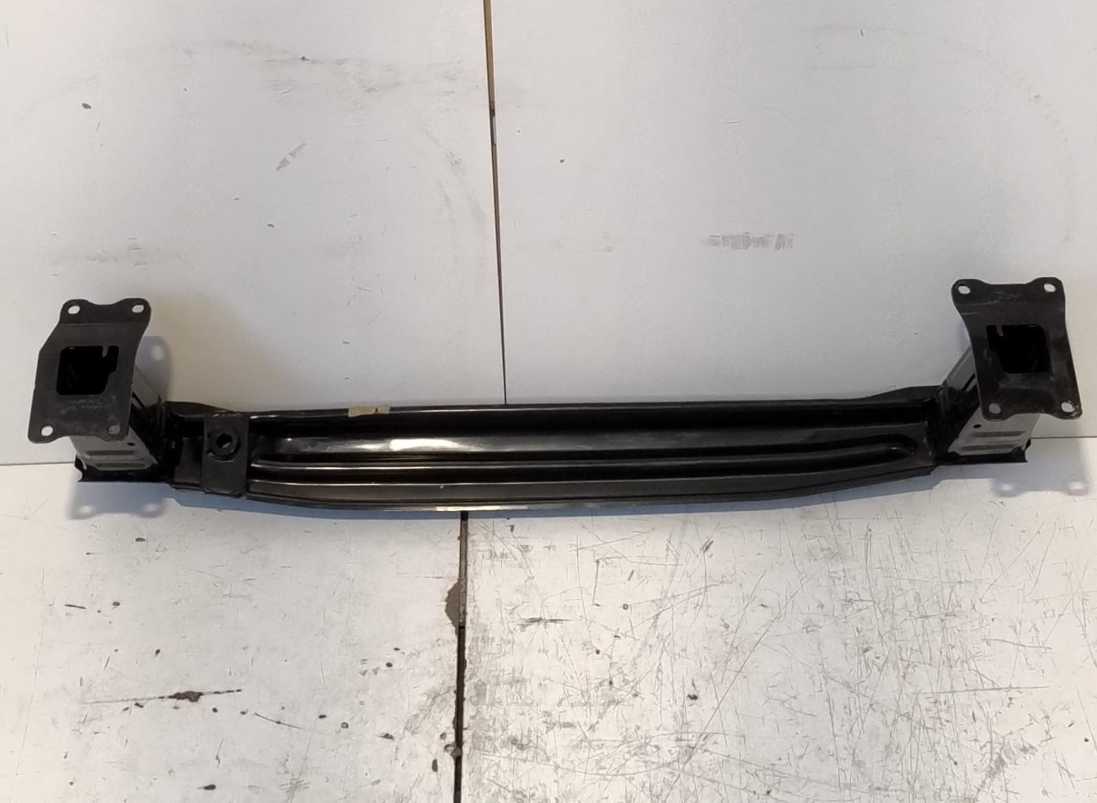 Traversa paraurti post.