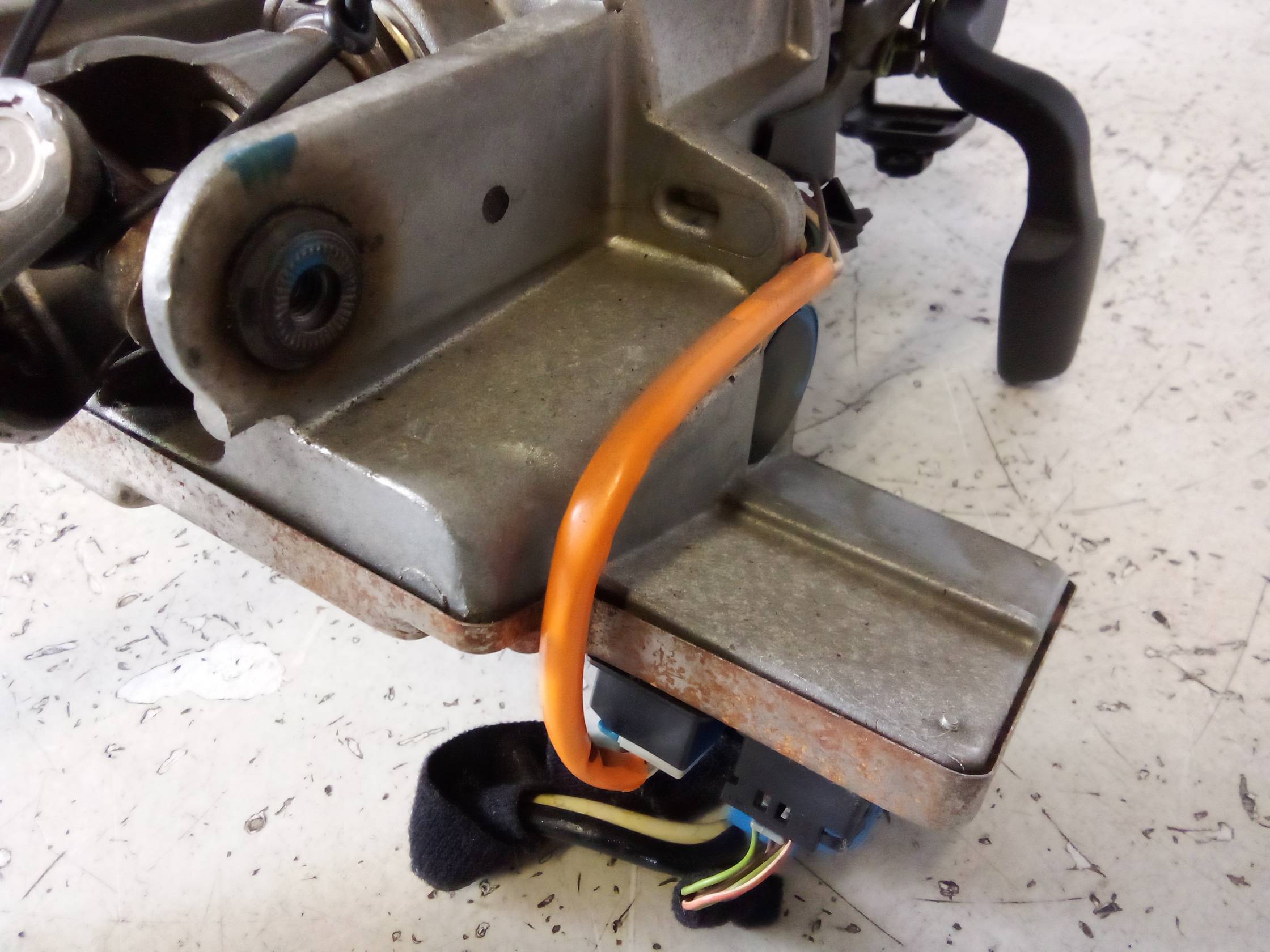 Servosterzo elettronico