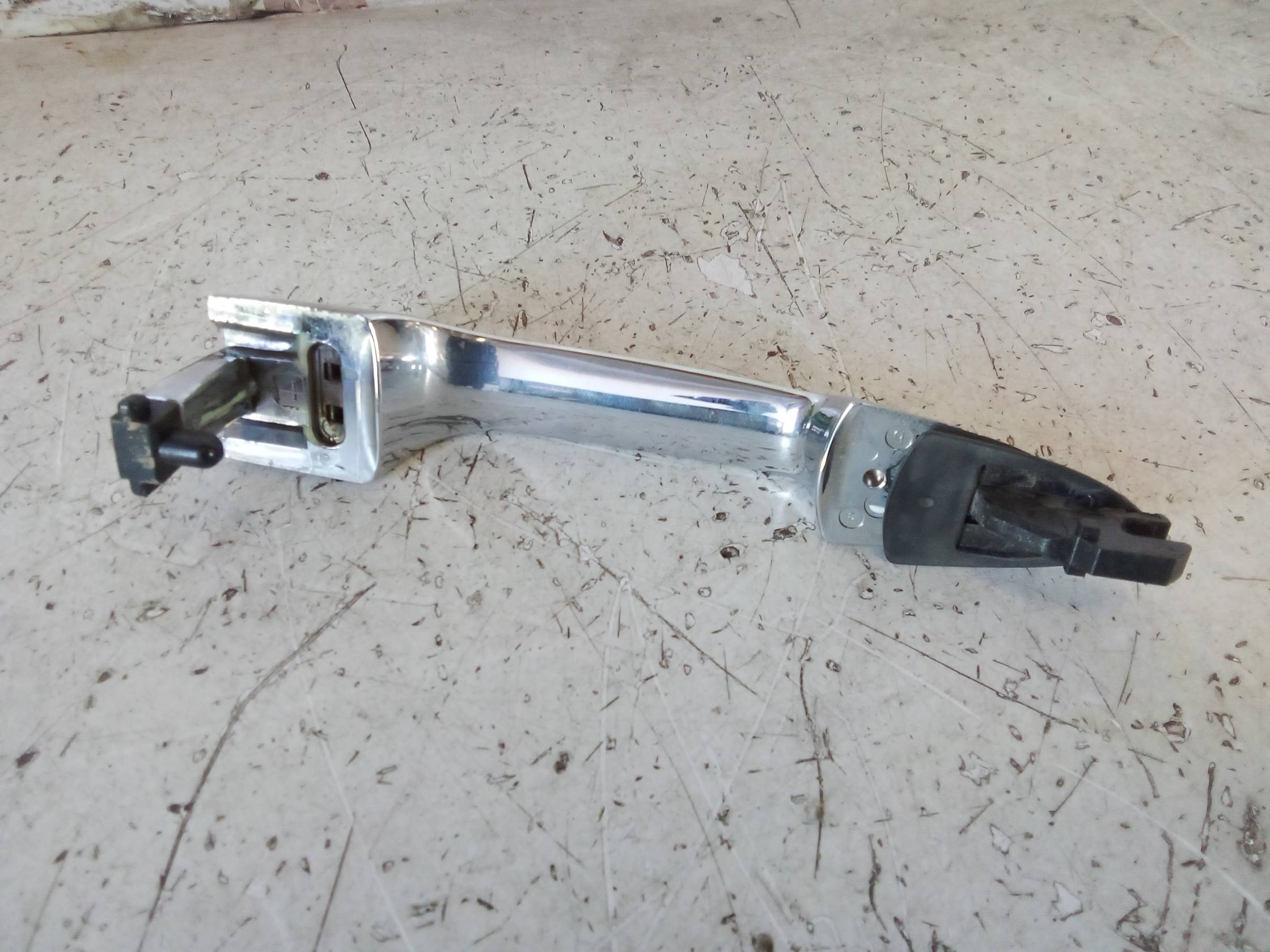 Maniglia porta ant. sx.