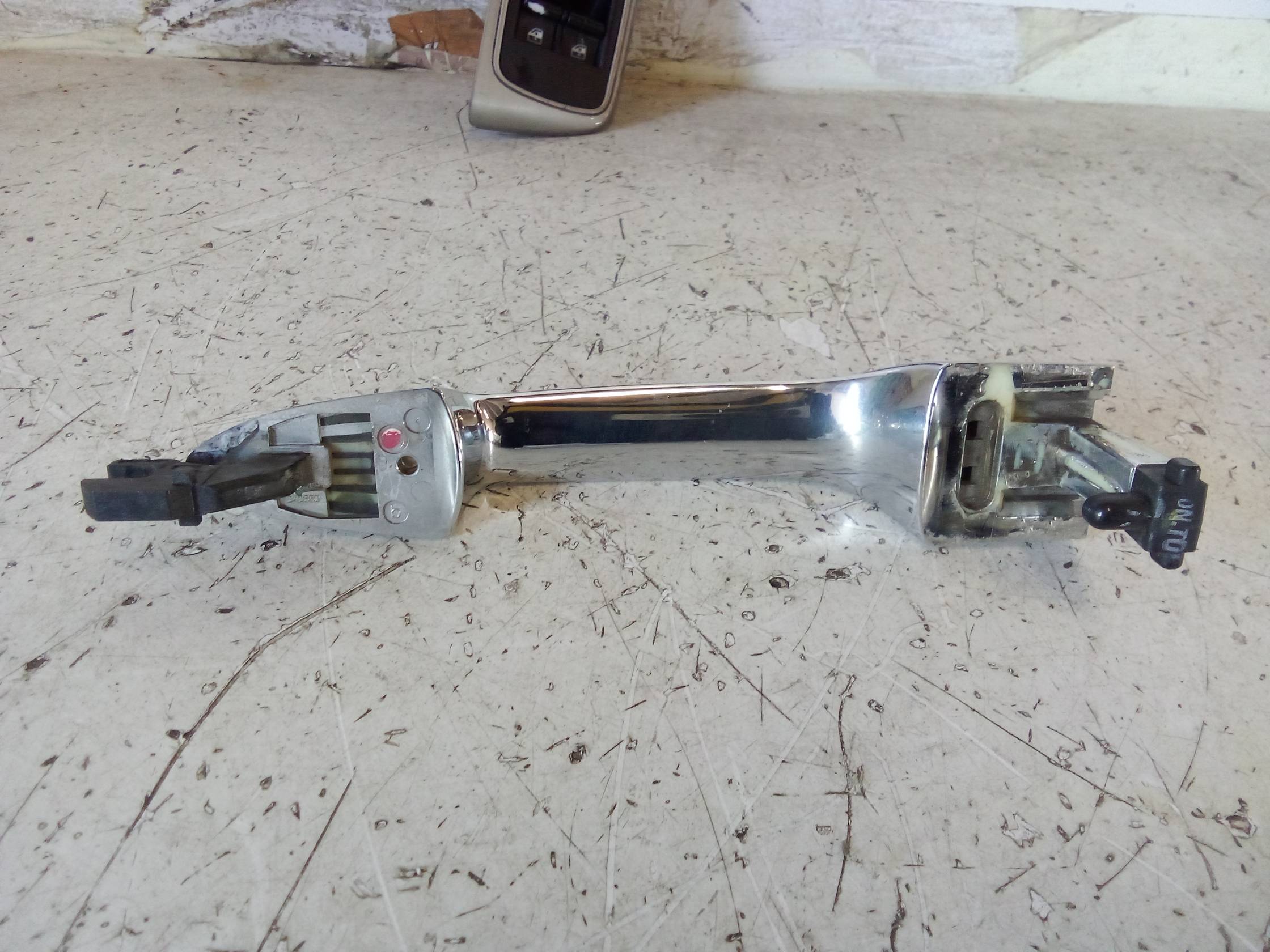 Maniglia porta ant. dx. Maniglia porta ant. dx.