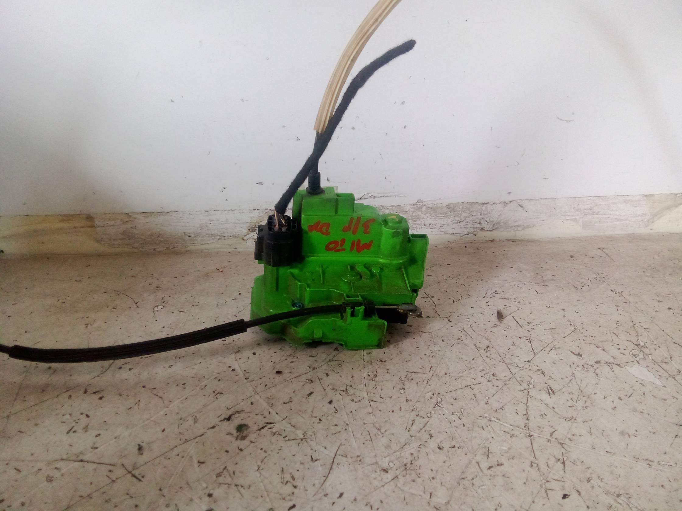 Serratura porta ant. dx.