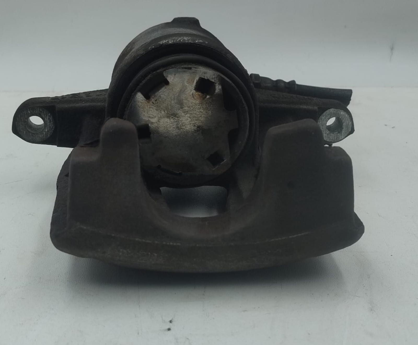 pinza freno anteriore dx.