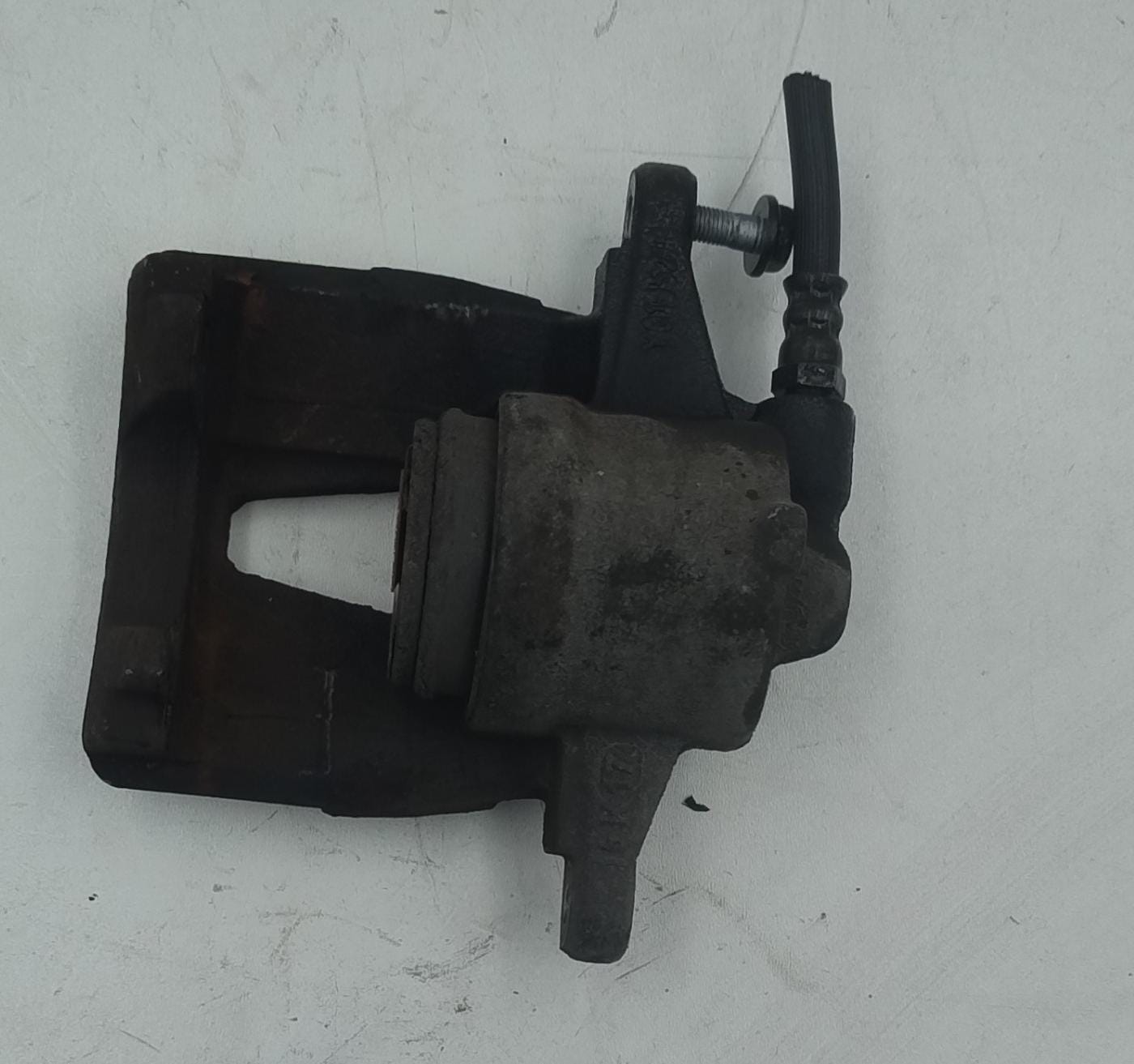 pinza freno anteriore sx. pinza freno anteriore sx.