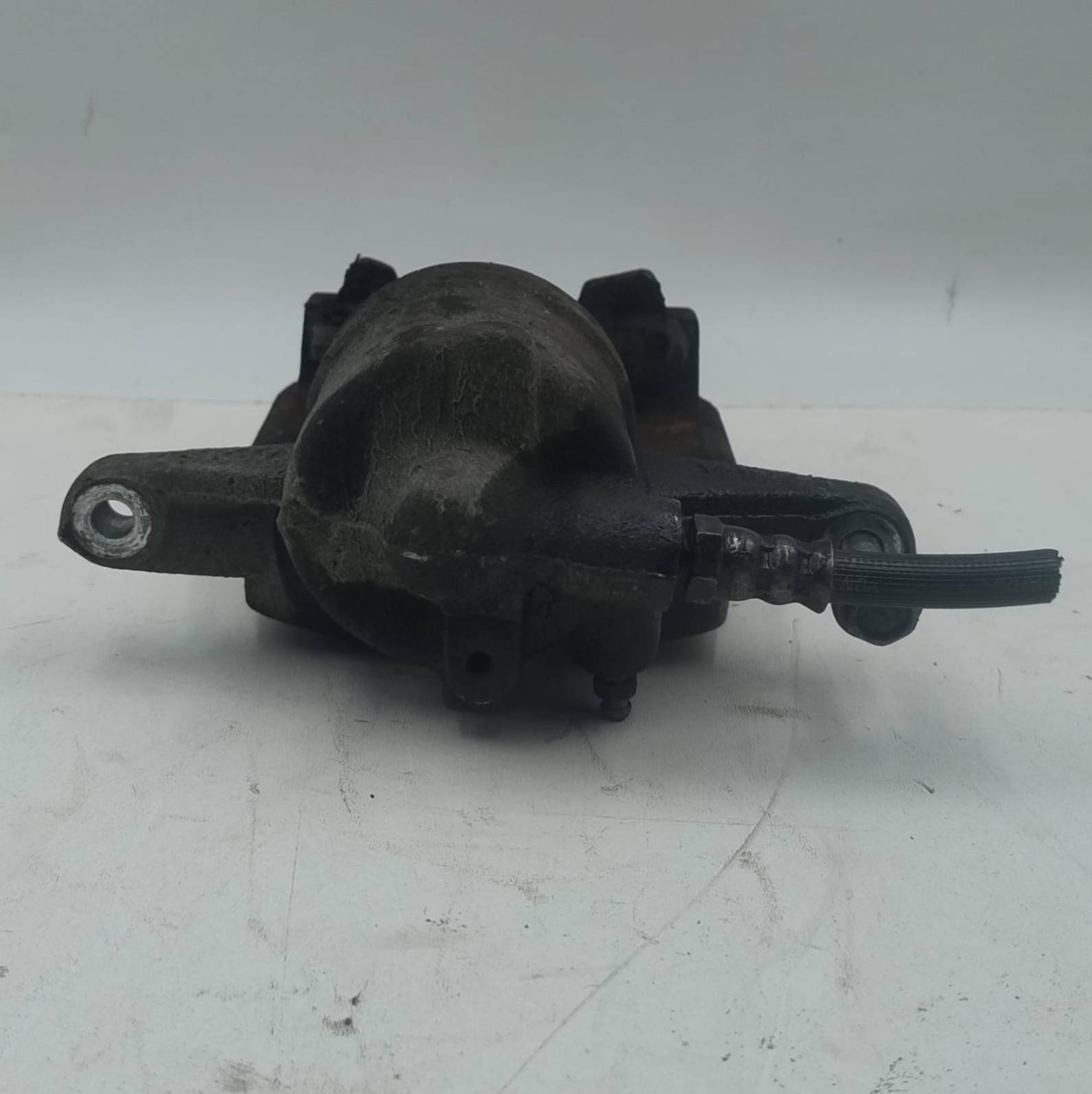 pinza freno anteriore sx. pinza freno anteriore sx.