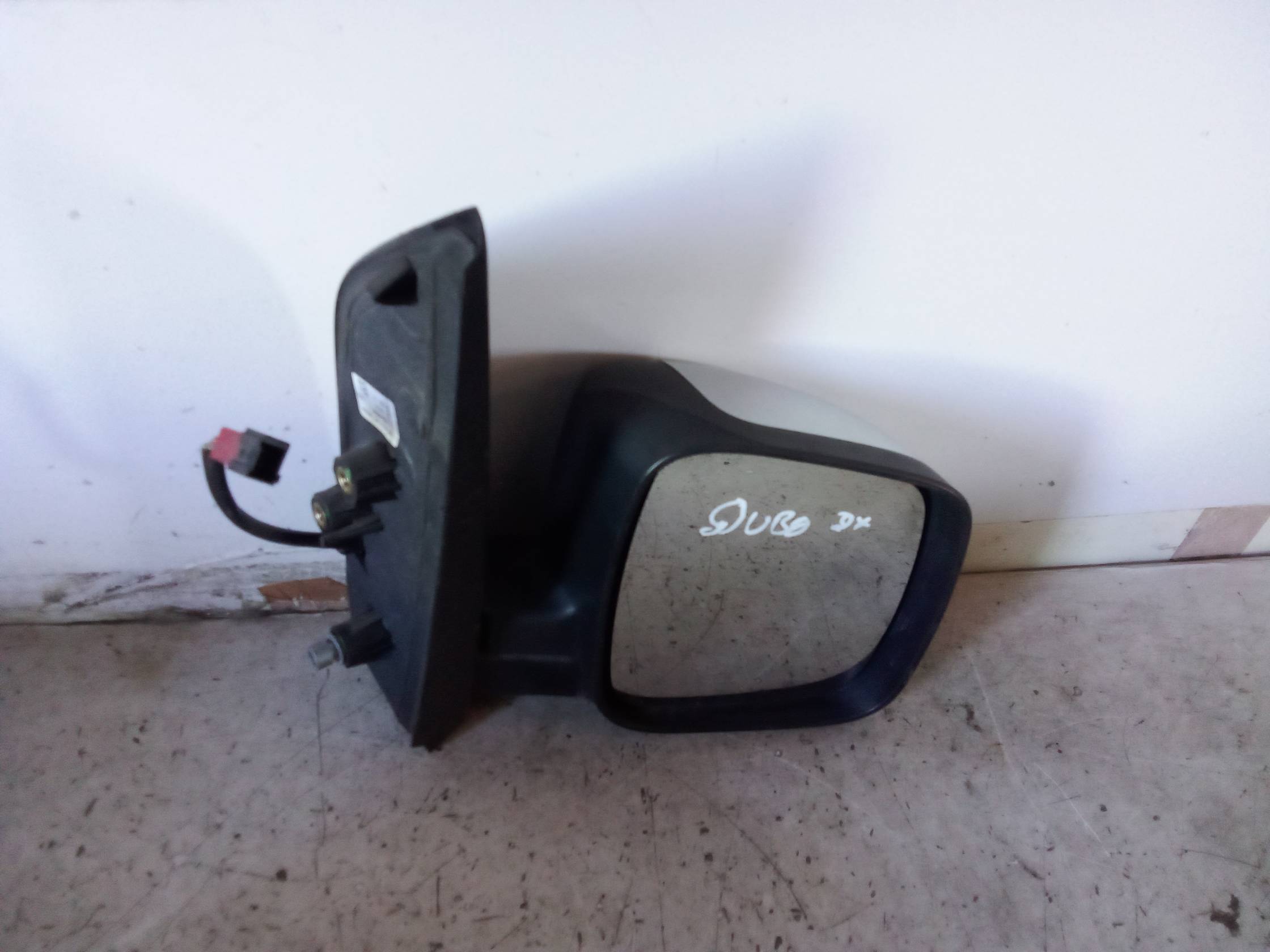 Retrovisore est. regolaz. elettr. dx.