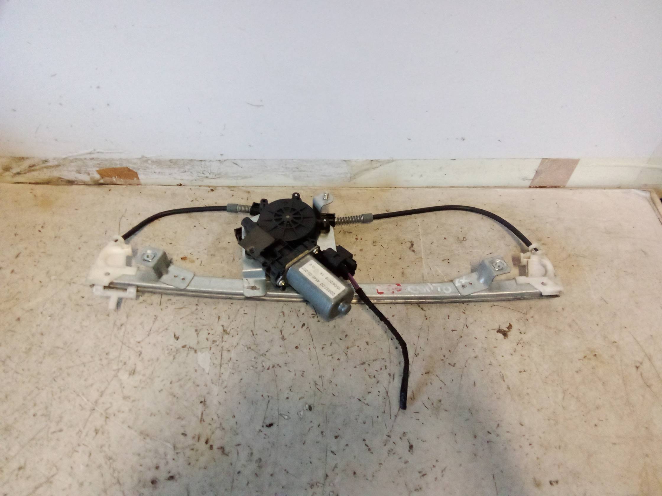 Alzacristallo elettr. porta ant. sx.