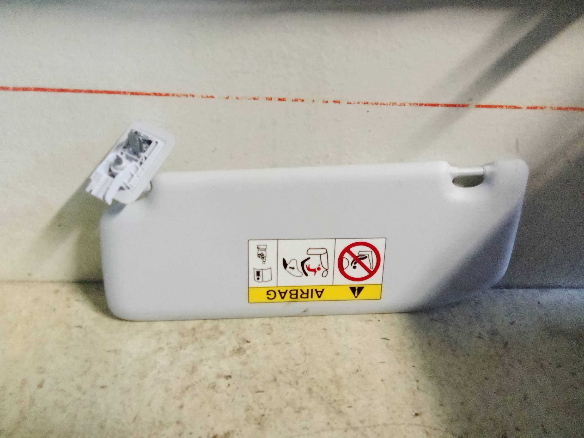 Aletta parasole parabrezza dx.