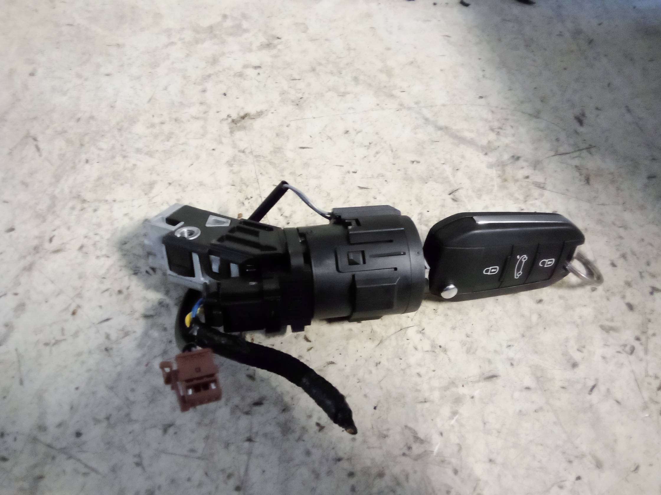 Commutatore avviamento Commutatore avviamento