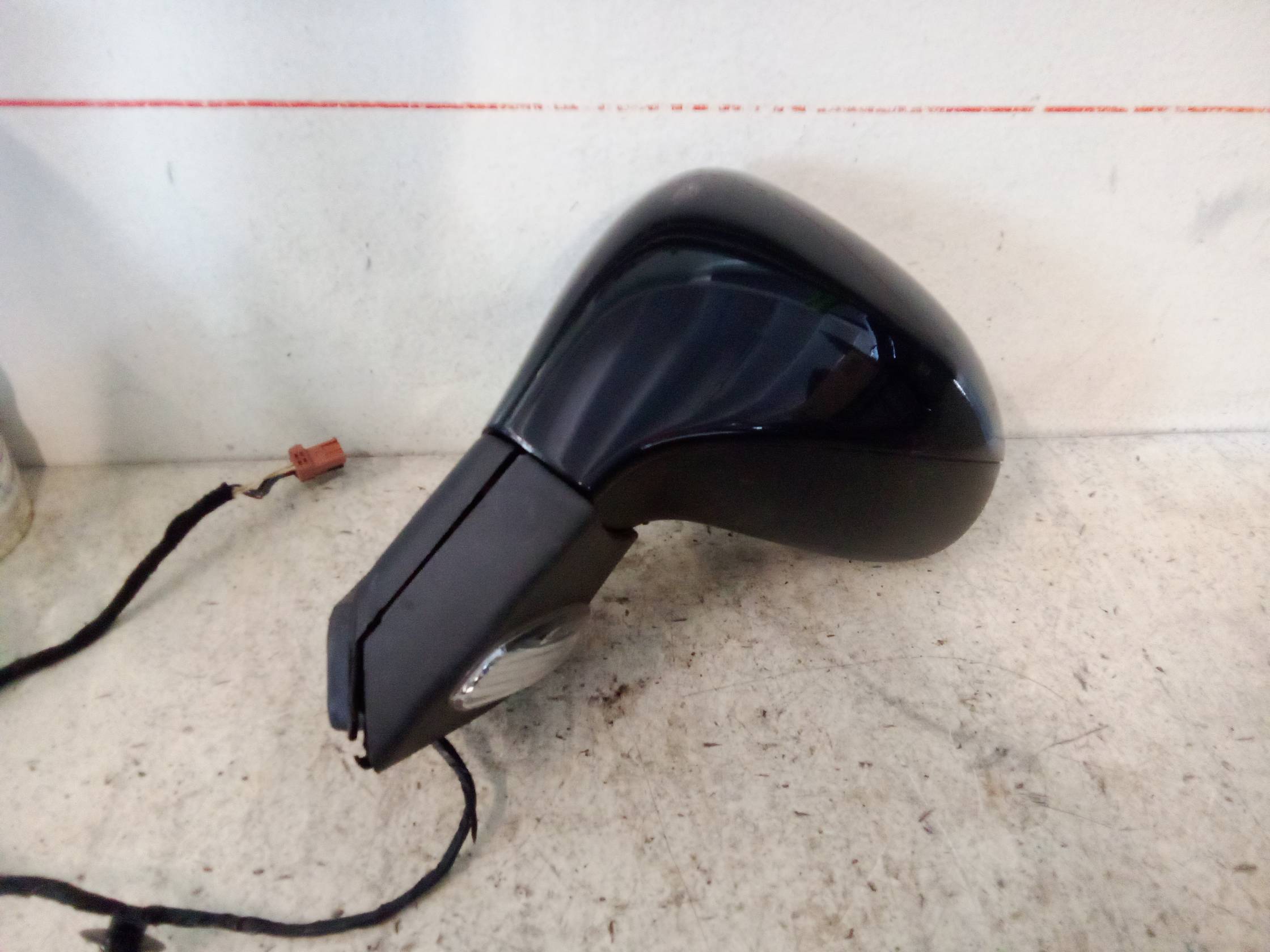 Retrovisore est. regolaz. elettr. sx.