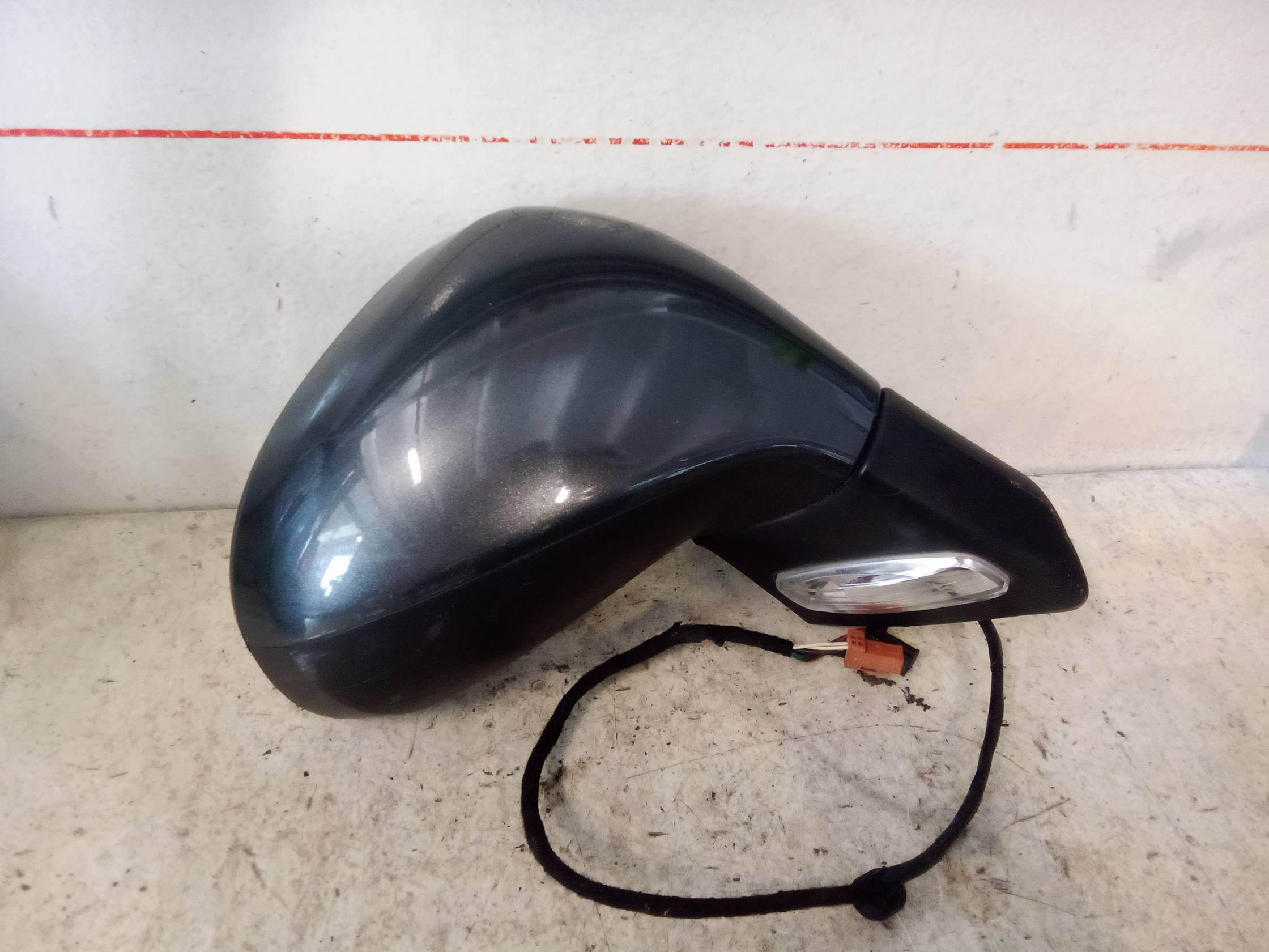 Retrovisore est. regolaz. elettr. dx.