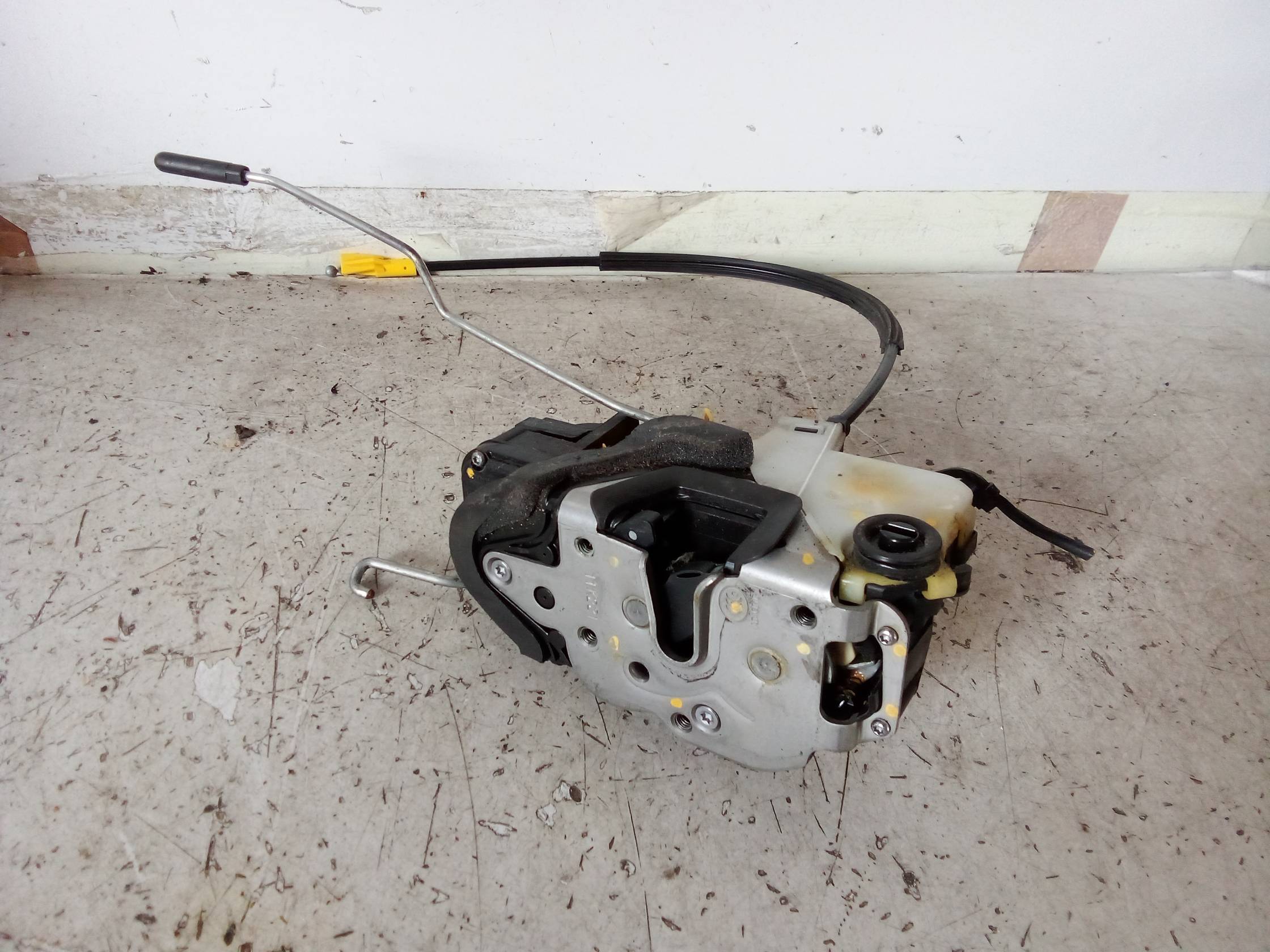 Serratura porta ant. dx.