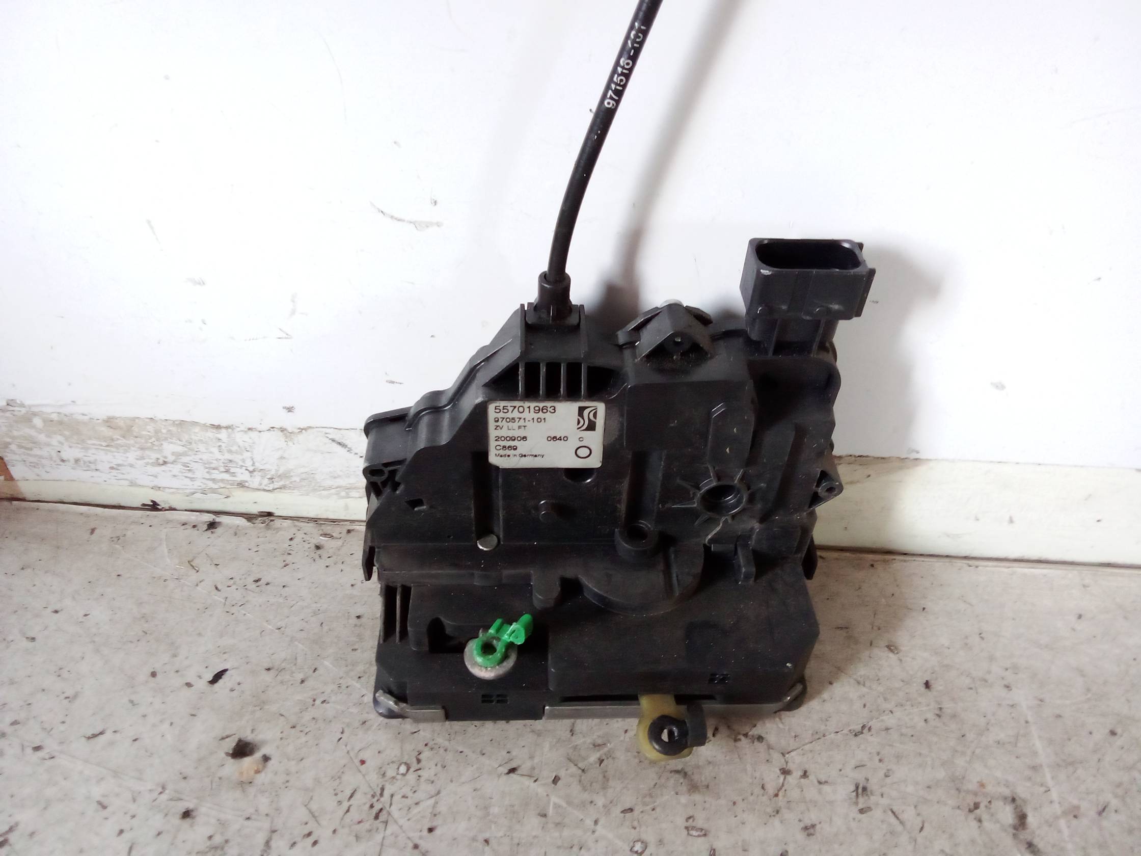 Serratura chiusura c.zta porta ant. sx. Serratura chiusura c.zta porta ant. sx.