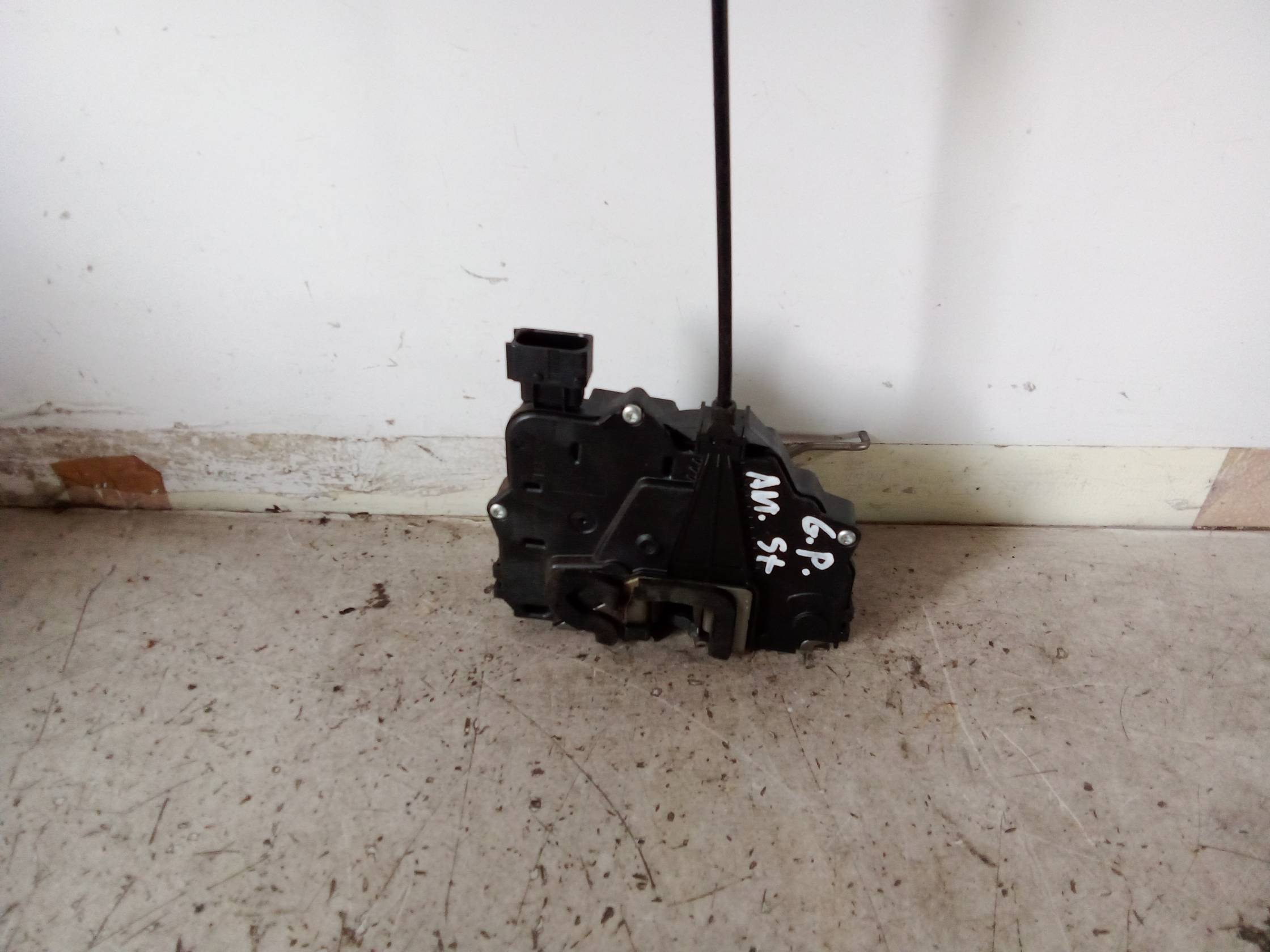 Serratura chiusura c.zta porta ant. sx. Serratura chiusura c.zta porta ant. sx.