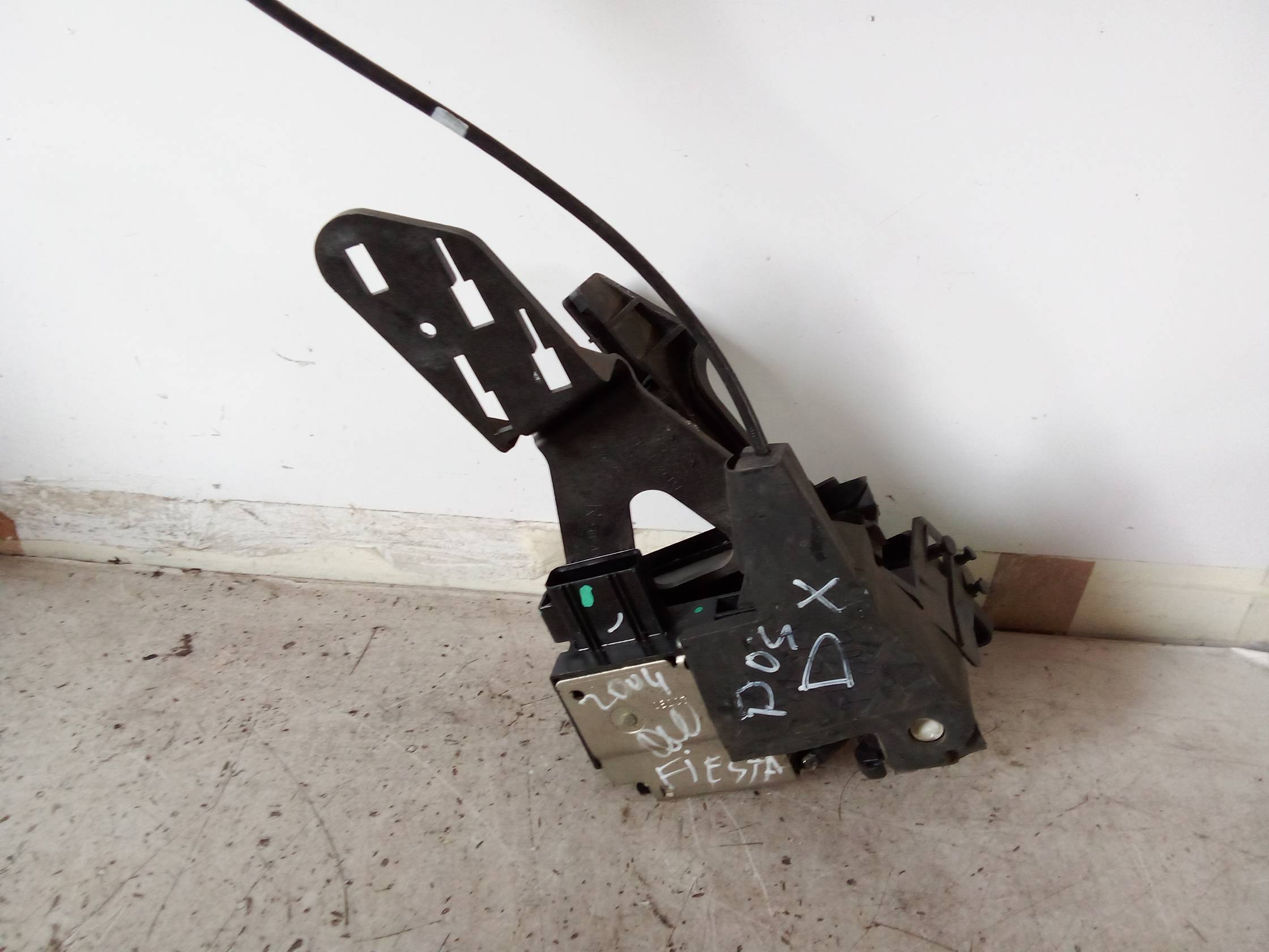 Serratura porta post. dx.