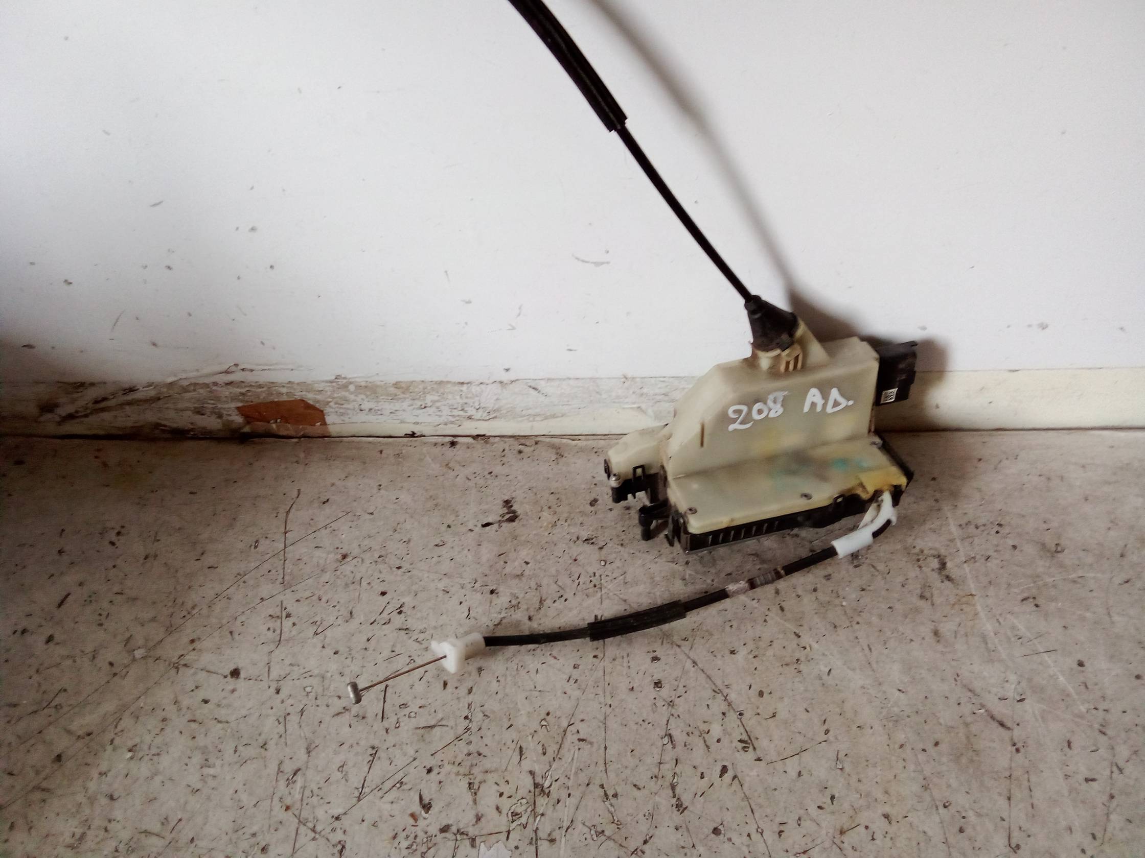 Serratura porta ant. dx.