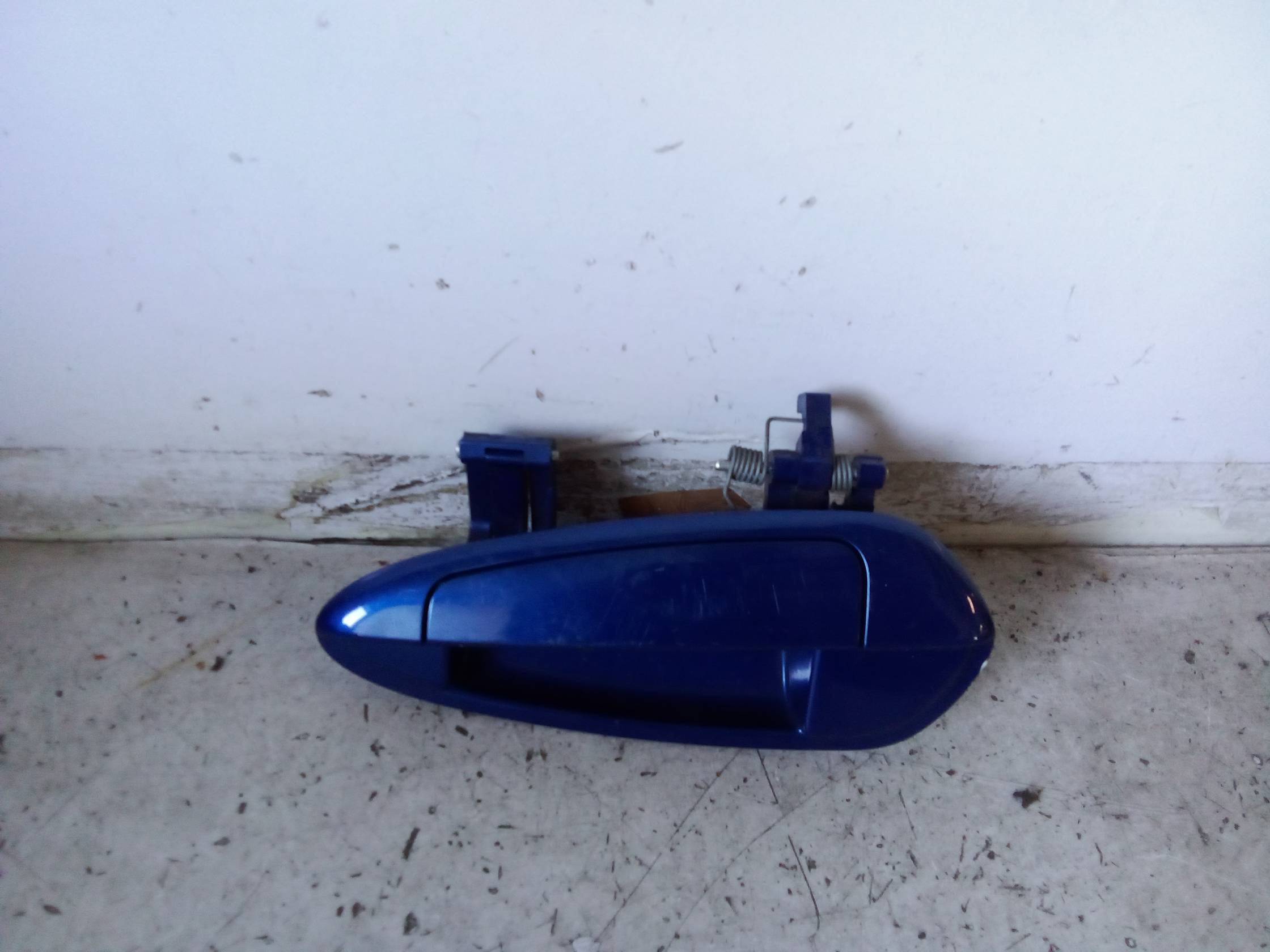 Maniglia porta post. sx. Maniglia porta post. sx.