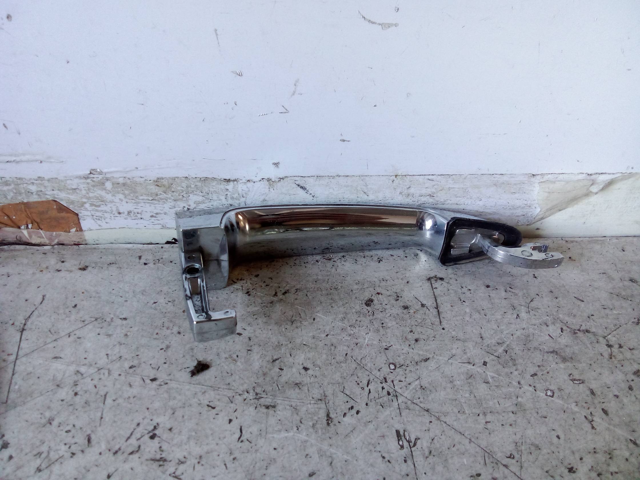 Maniglia porta ant. sx.