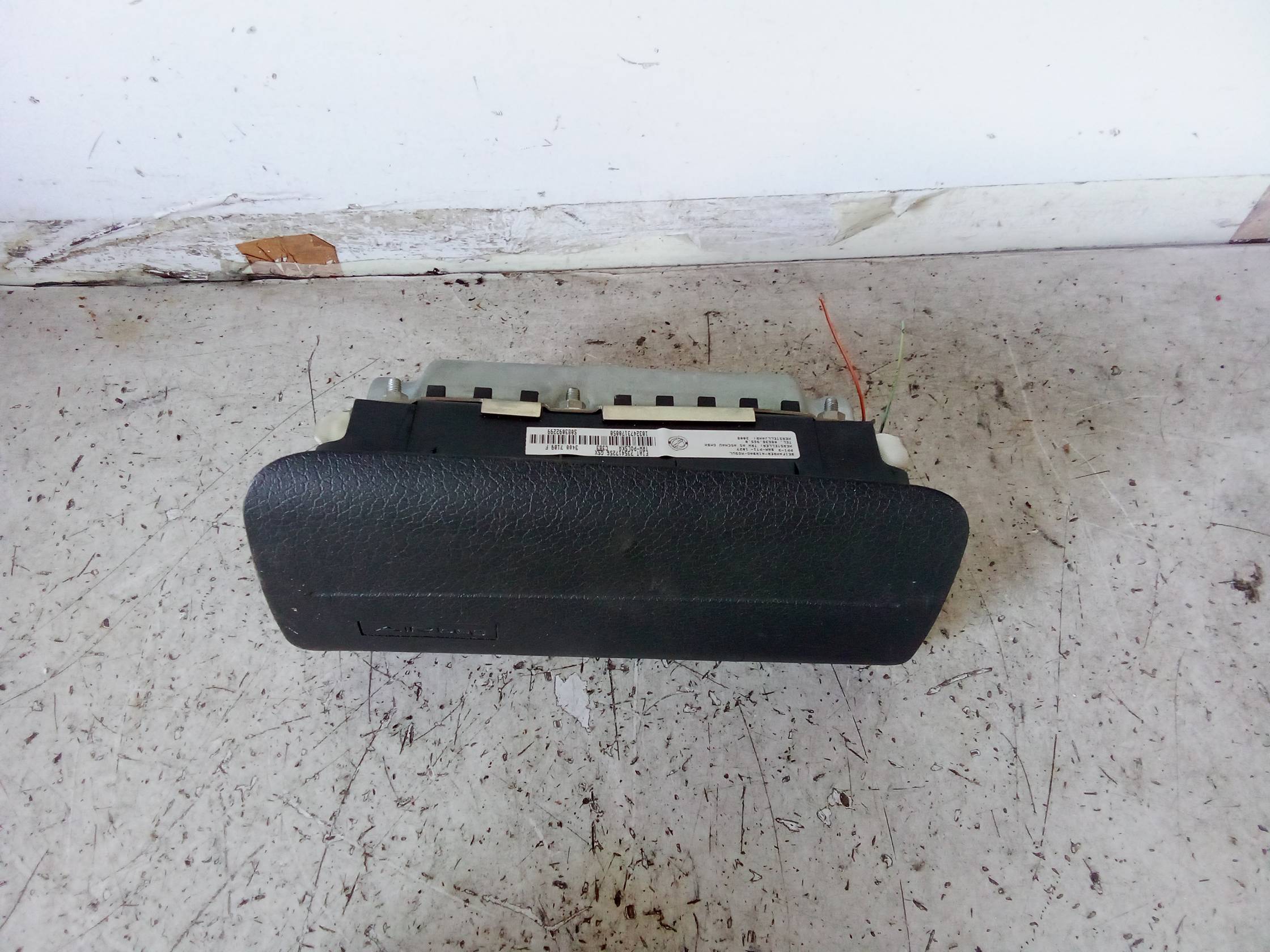 Dispositivo airbag lato passeggero