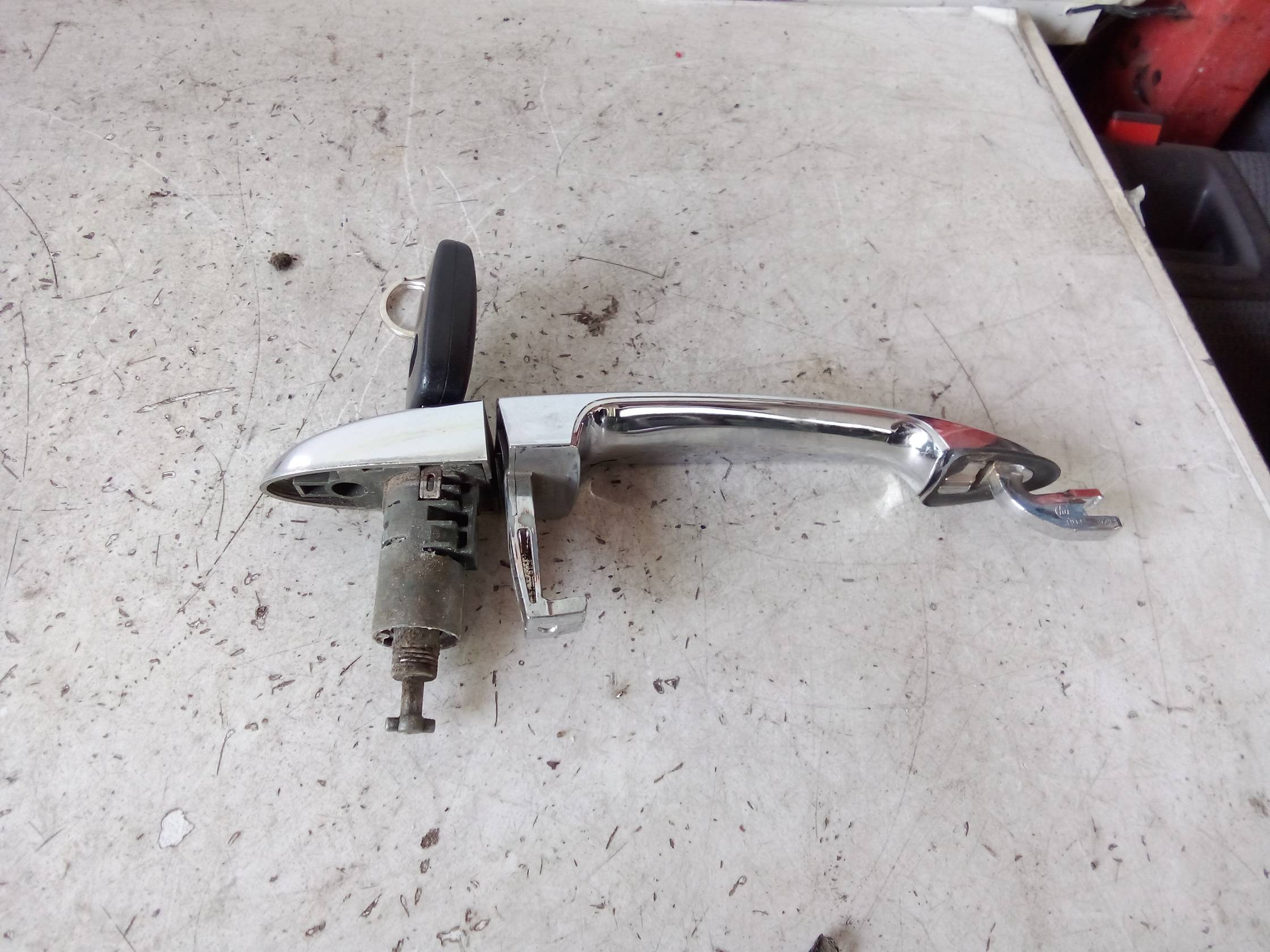 Maniglia porta ant. sx.