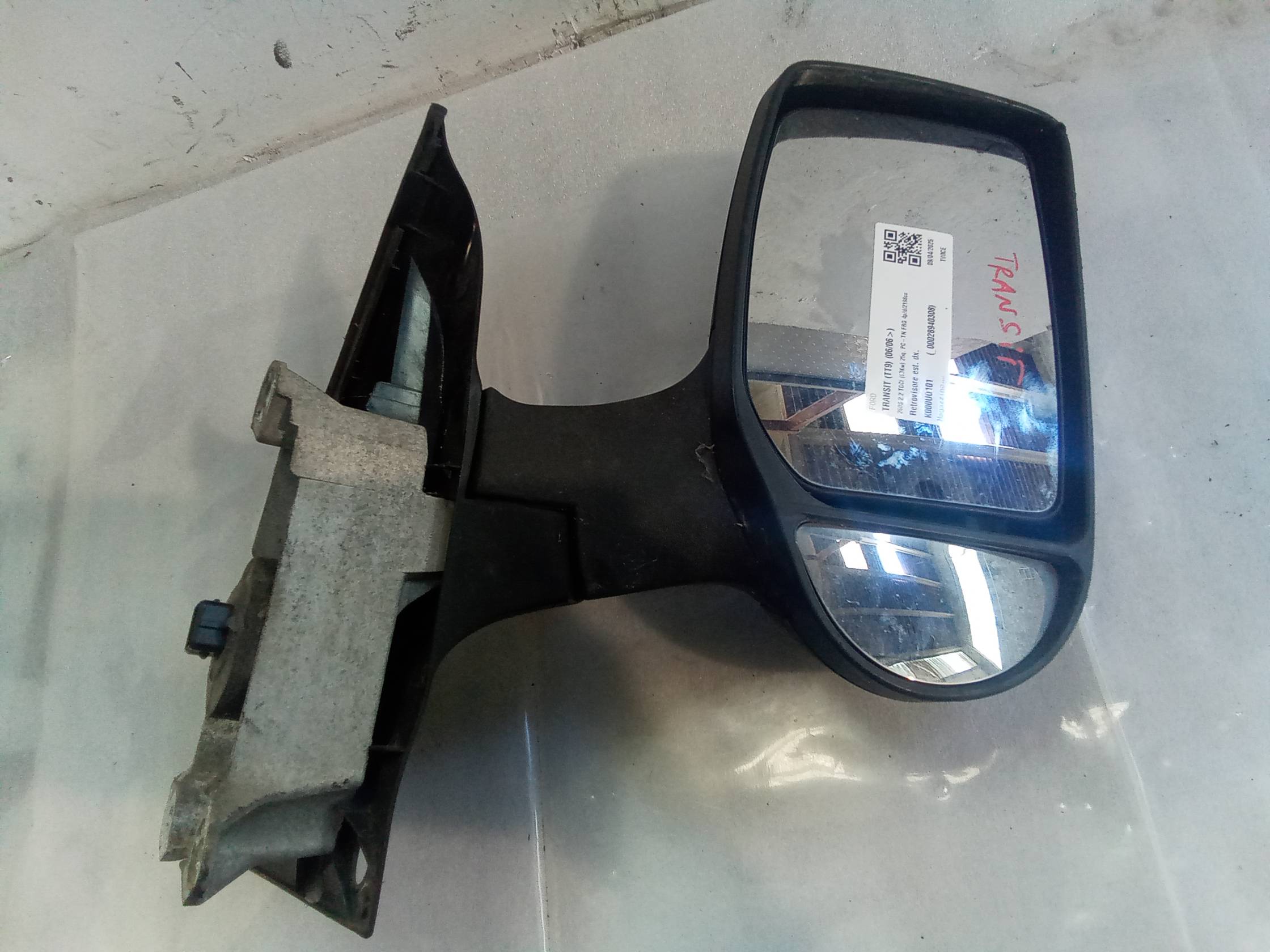 Retrovisore est. dx.