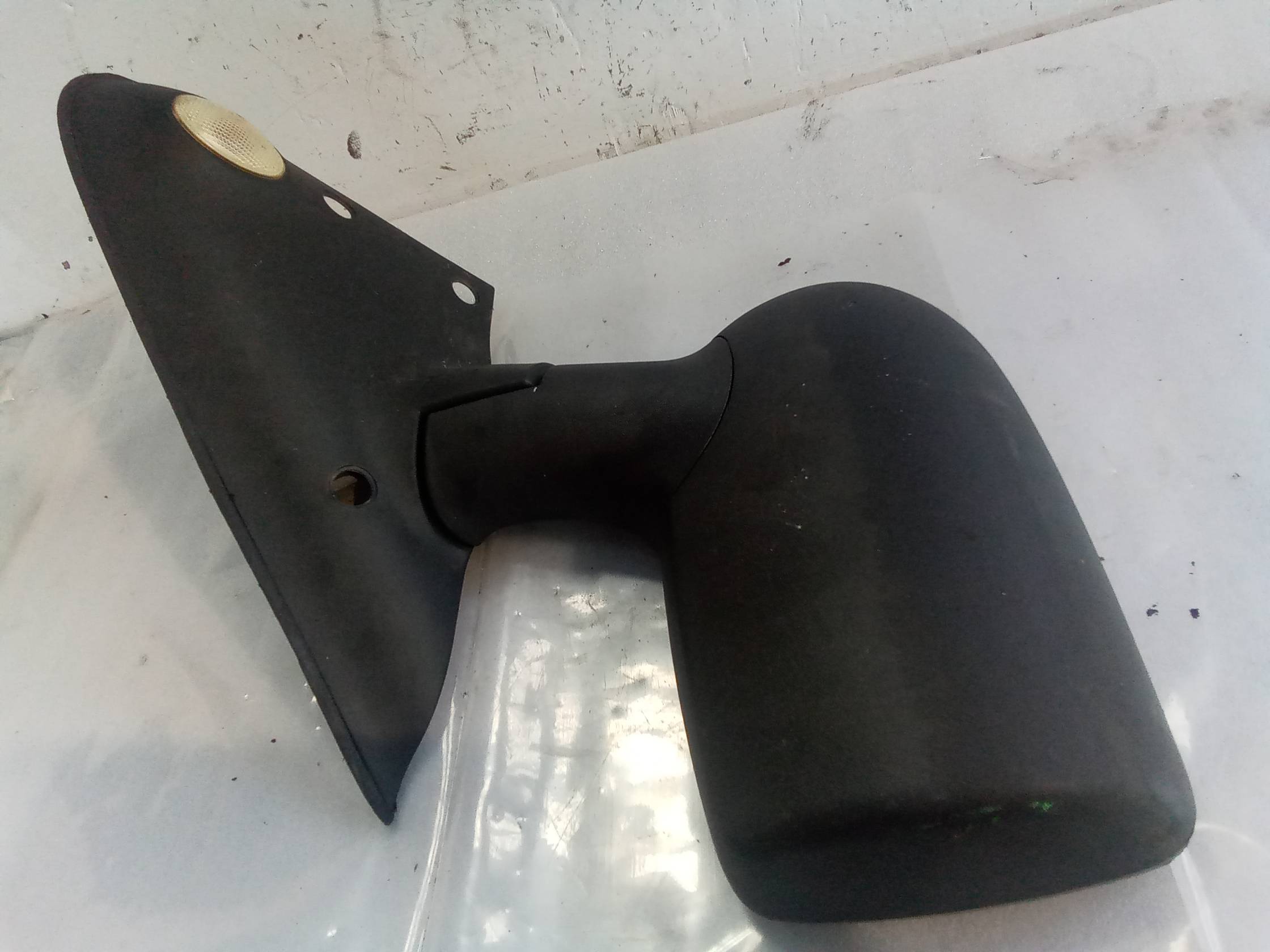 Retrovisore est. dx.