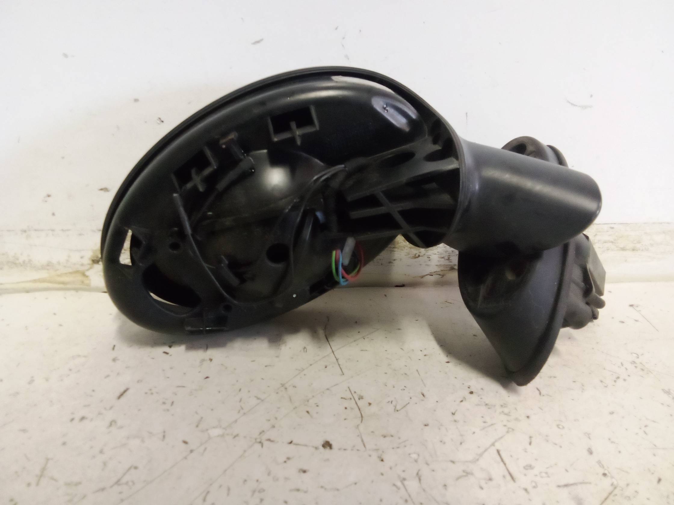 Retrovisore est. regolaz. elettr. dx.