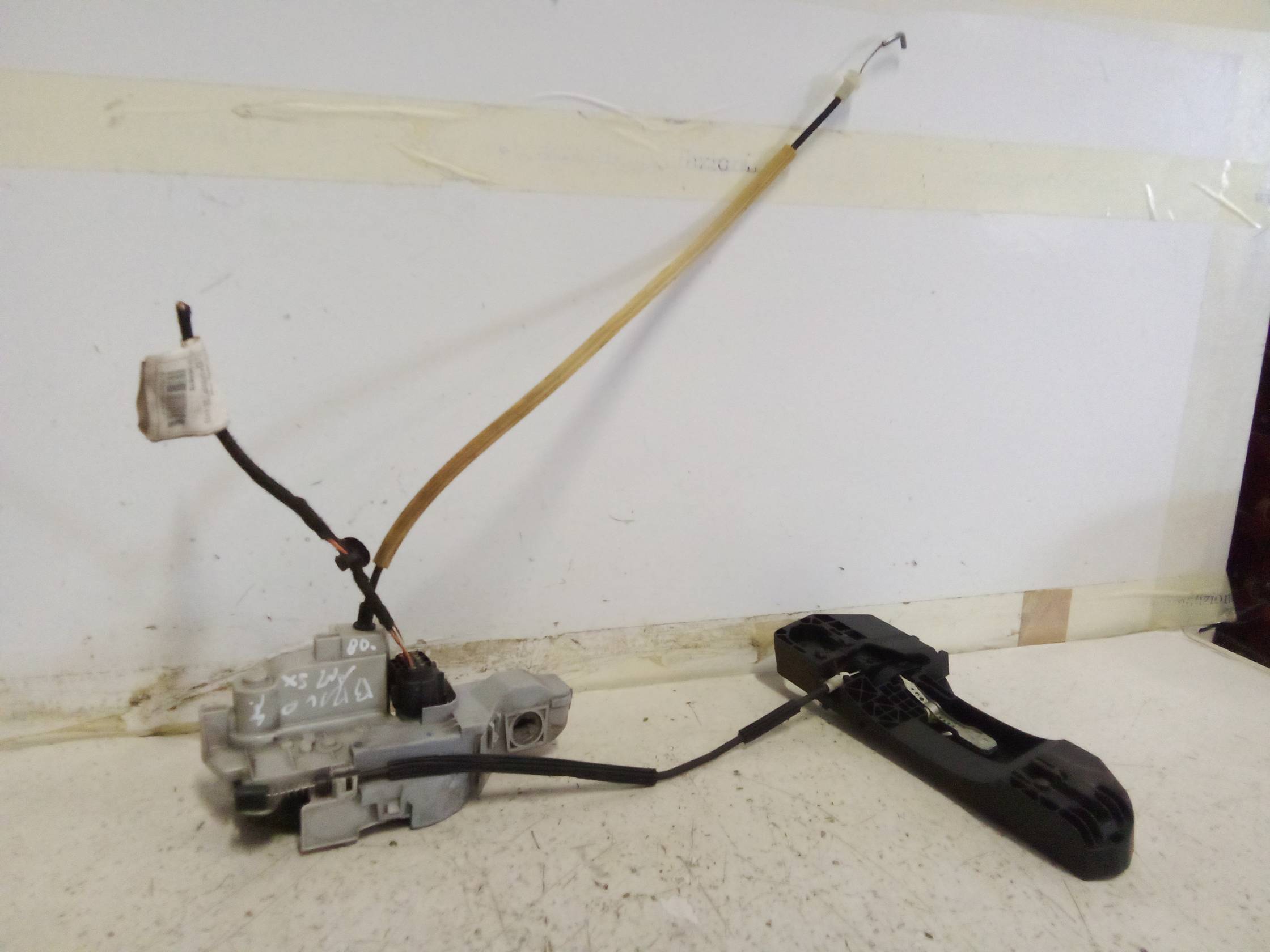 Serratura porta ant. sx.