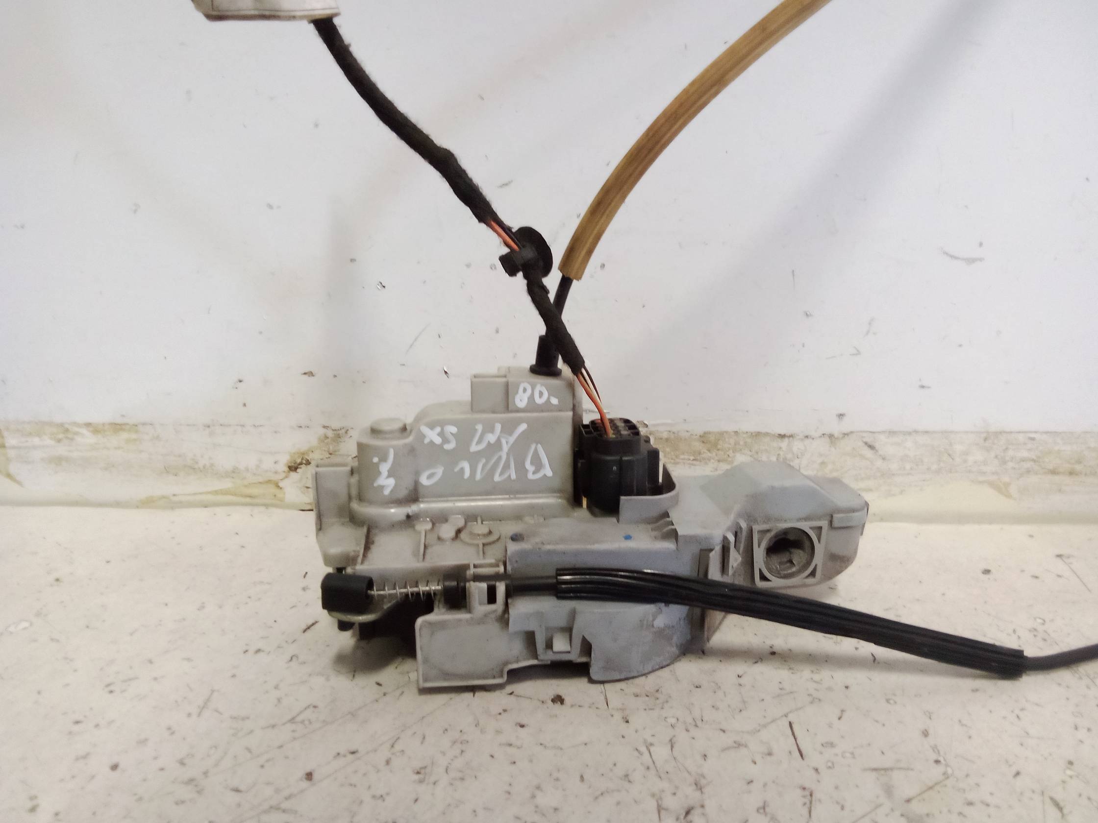 Serratura porta ant. sx.