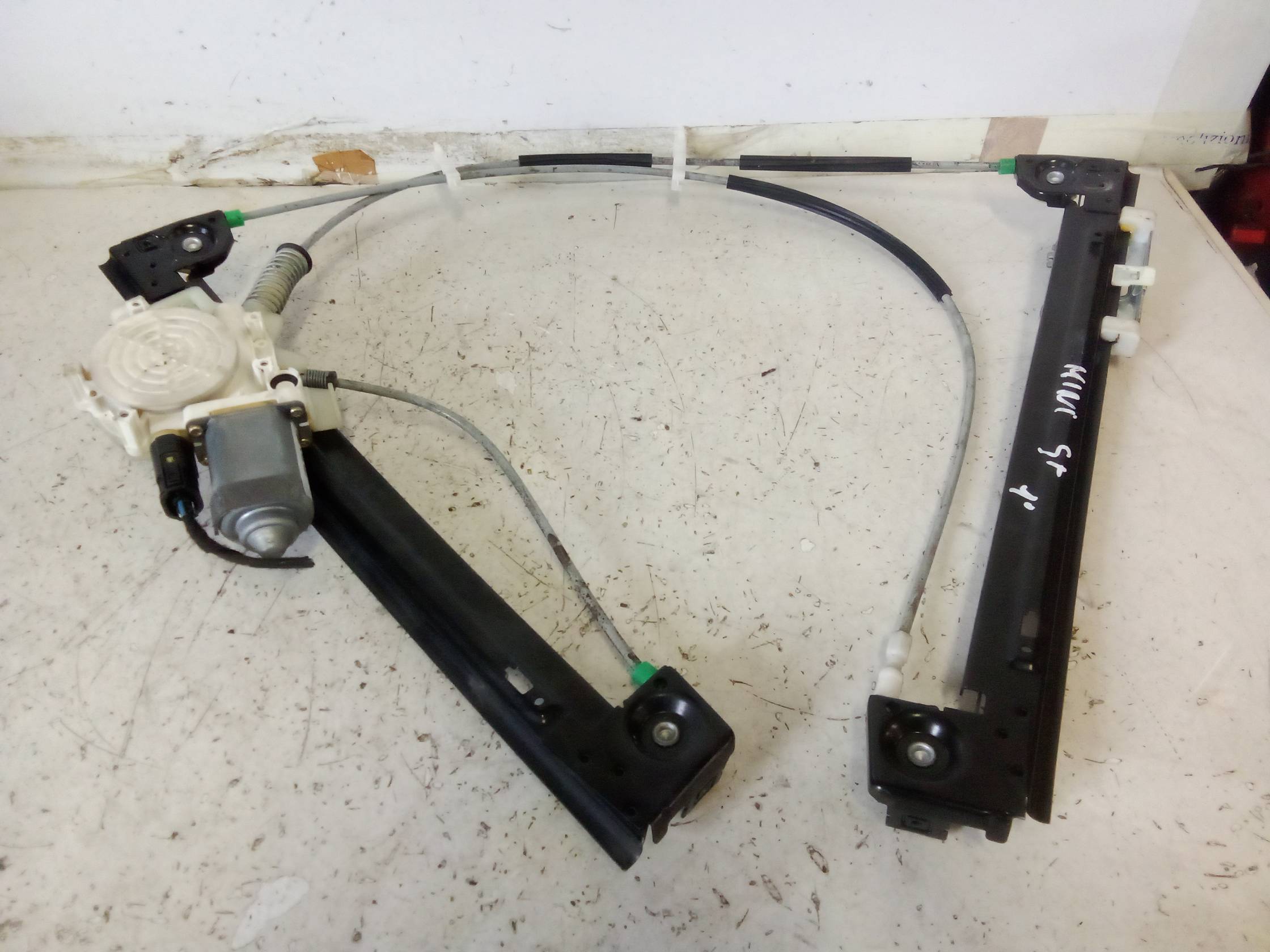 Alzacristallo porta ant. sx.