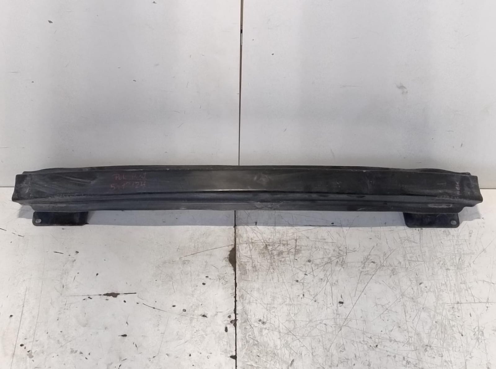 Traversa paraurti ant.