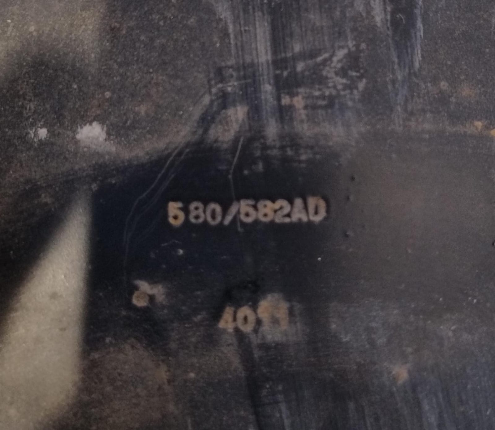 Traversa paraurti ant.