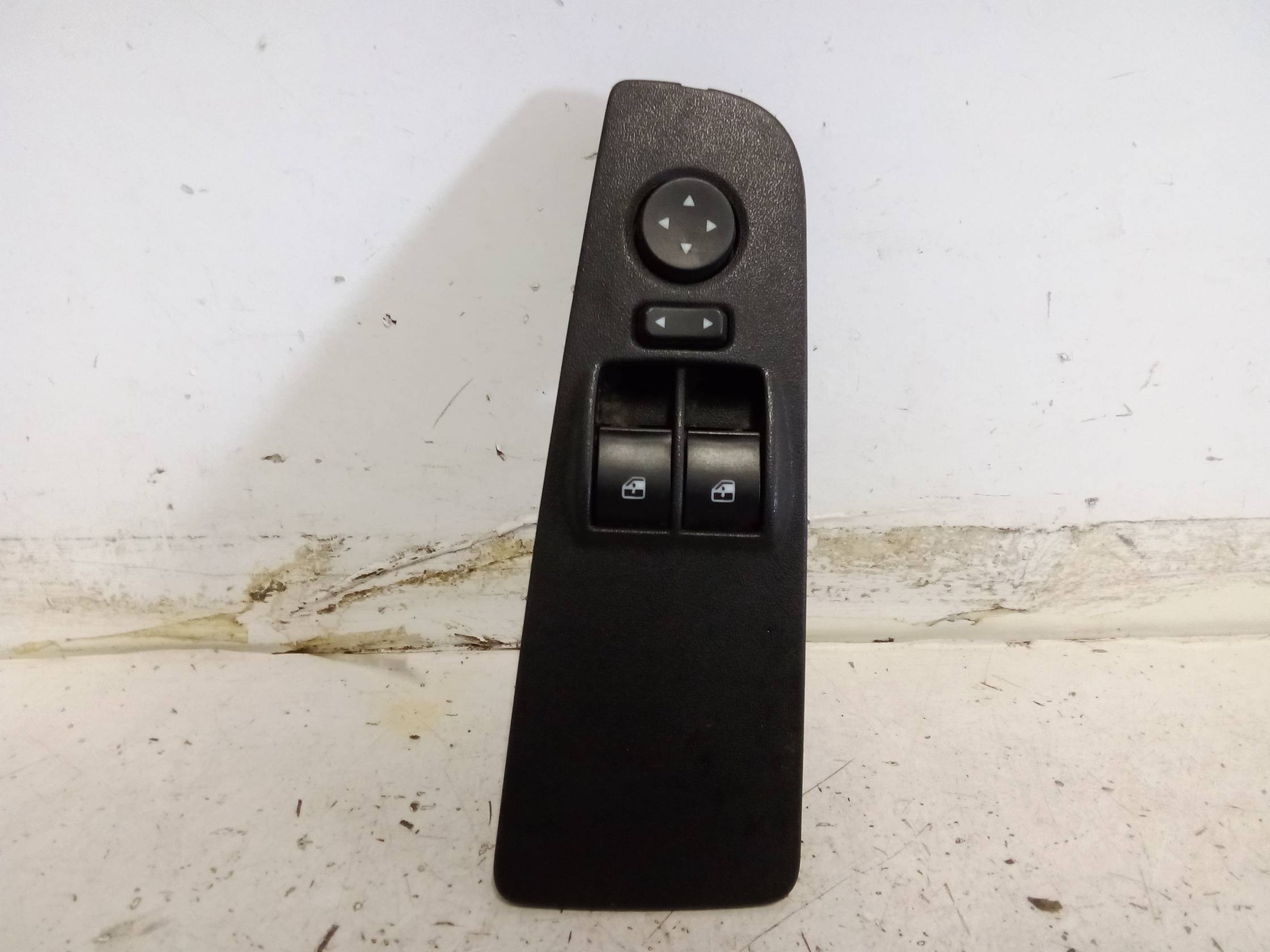 Blocco comandi alzacristalli e retrovisori est. sx.