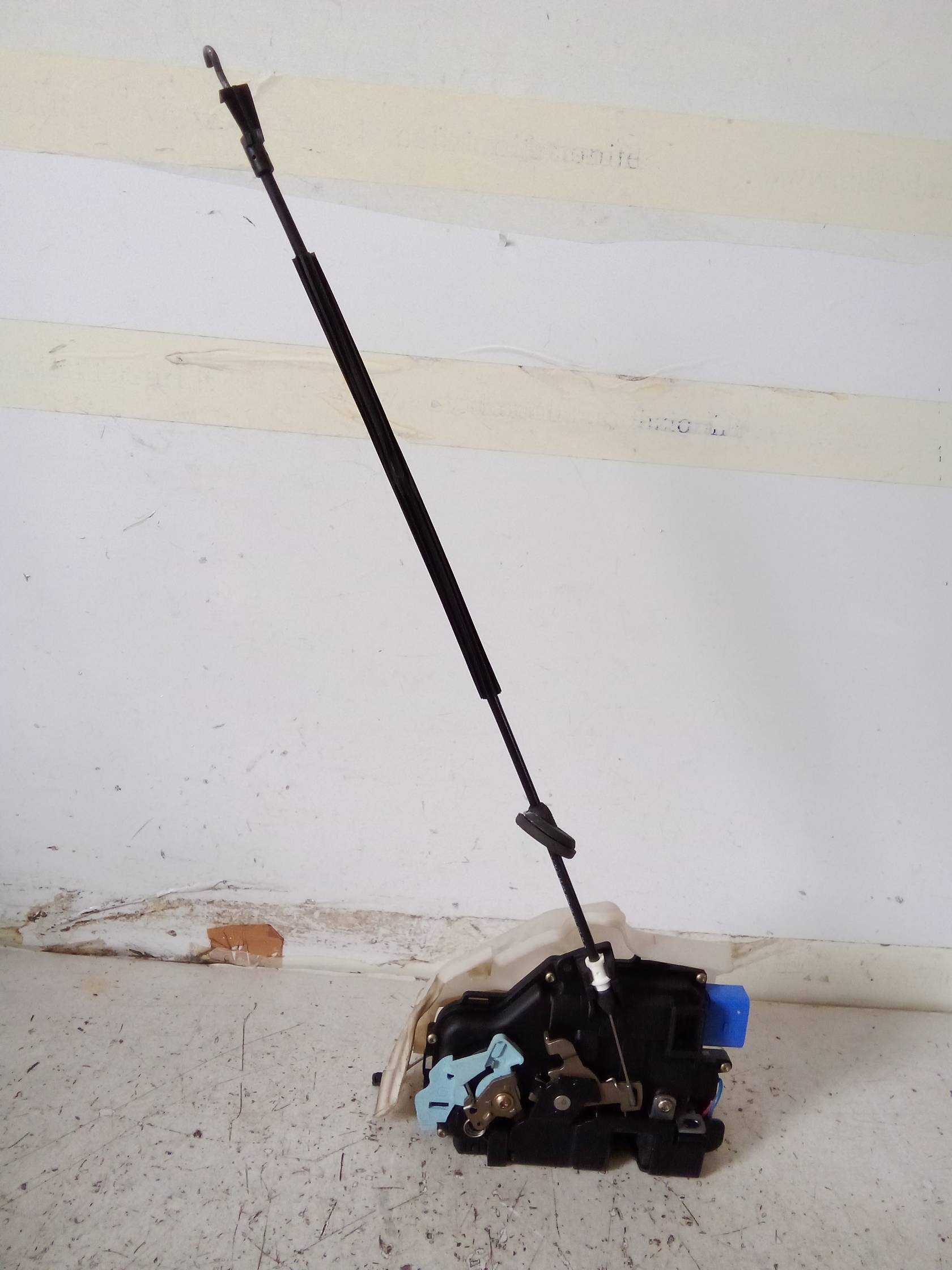 Serratura porta ant. sx.