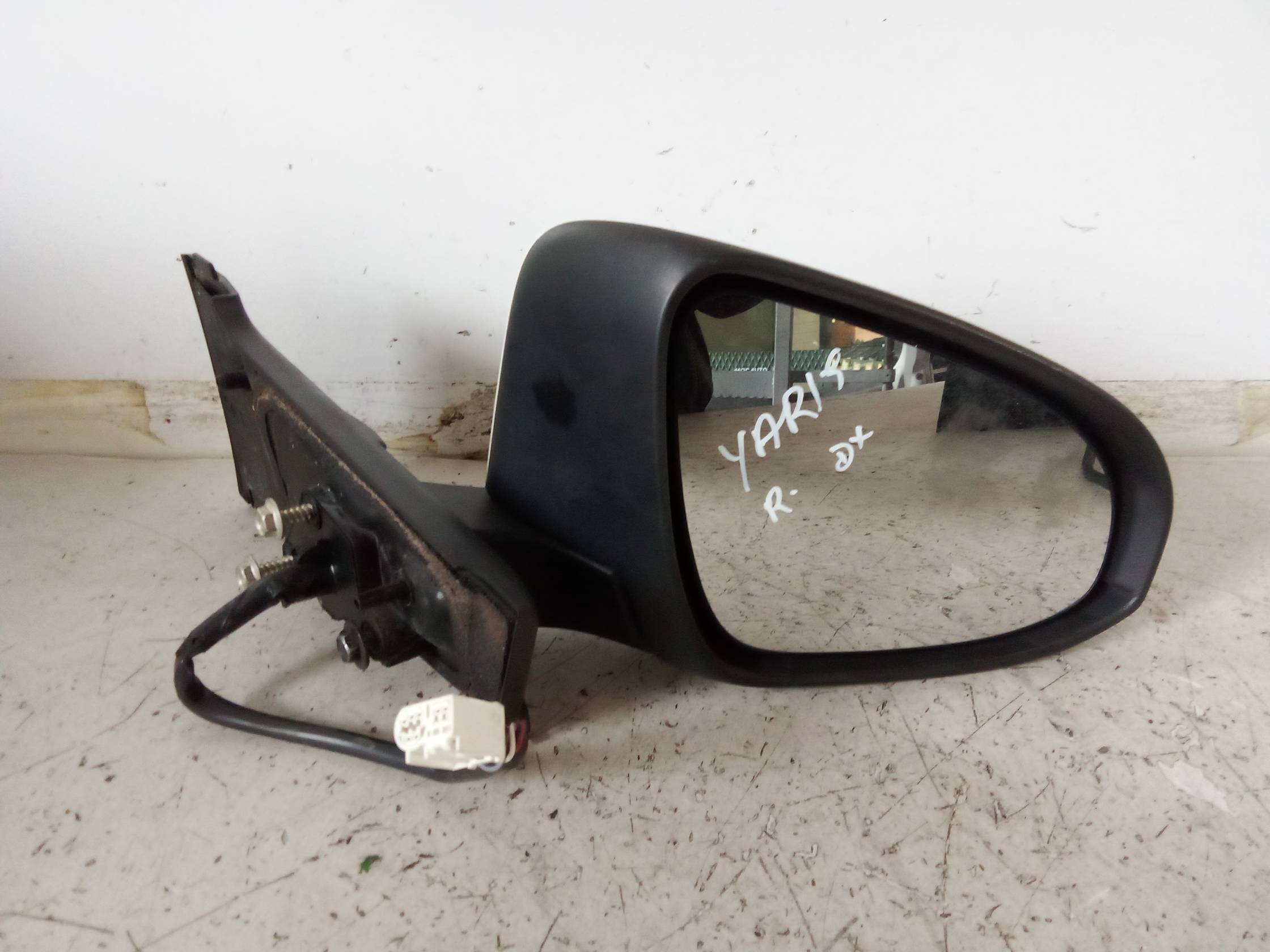 Retrovisore est. regolaz. elettr. dx.