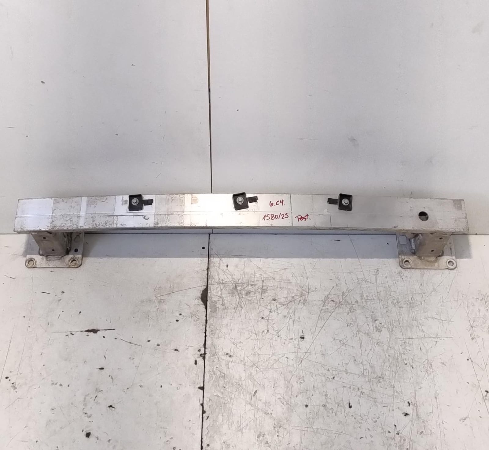 Traversa paraurti post.