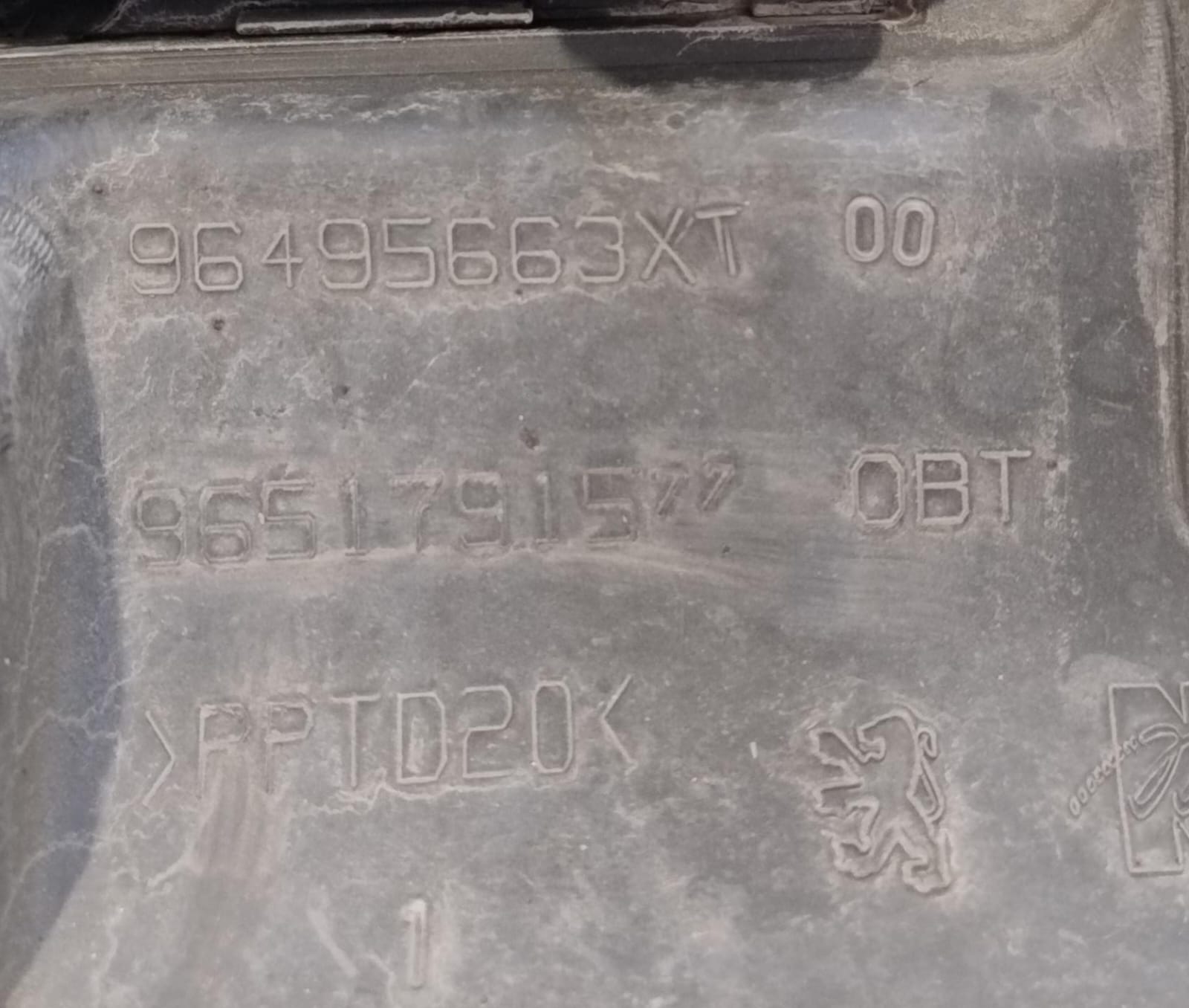 Griglia paraurti ant. Griglia paraurti ant.