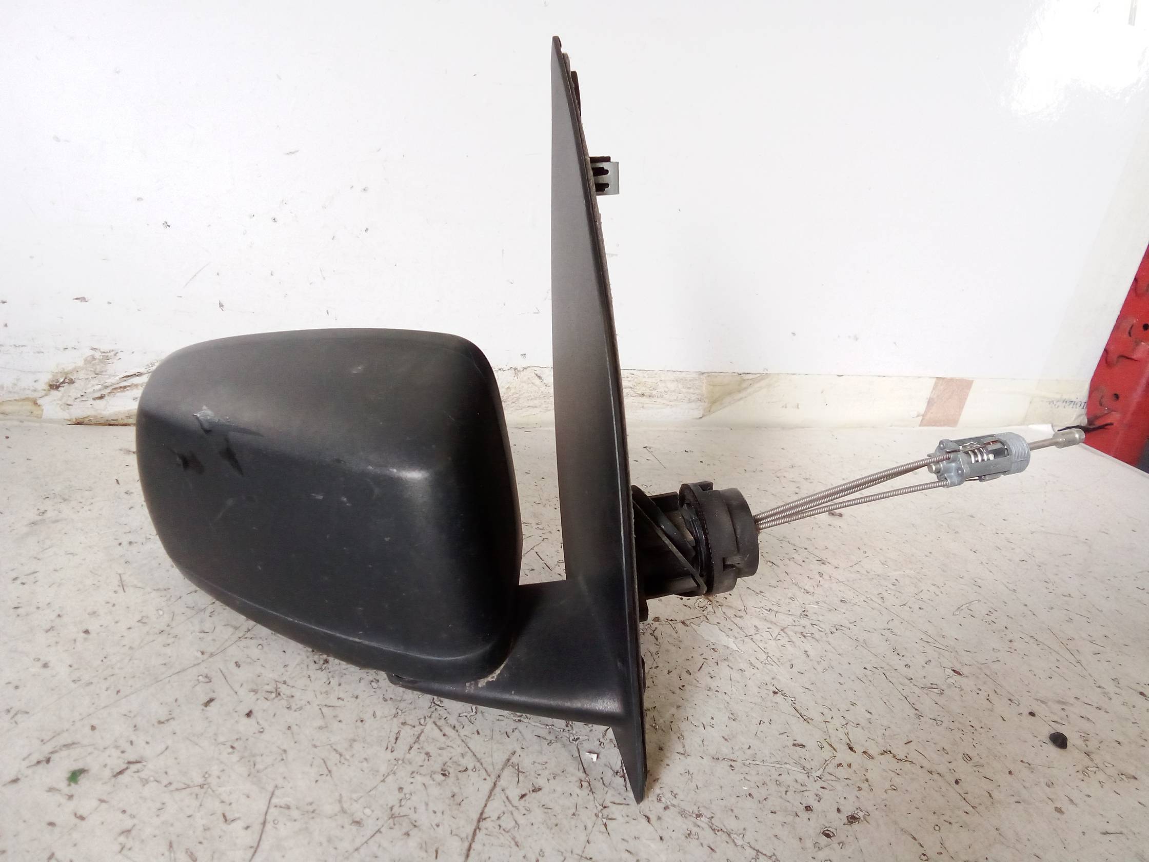 Retrovisore est. dx.