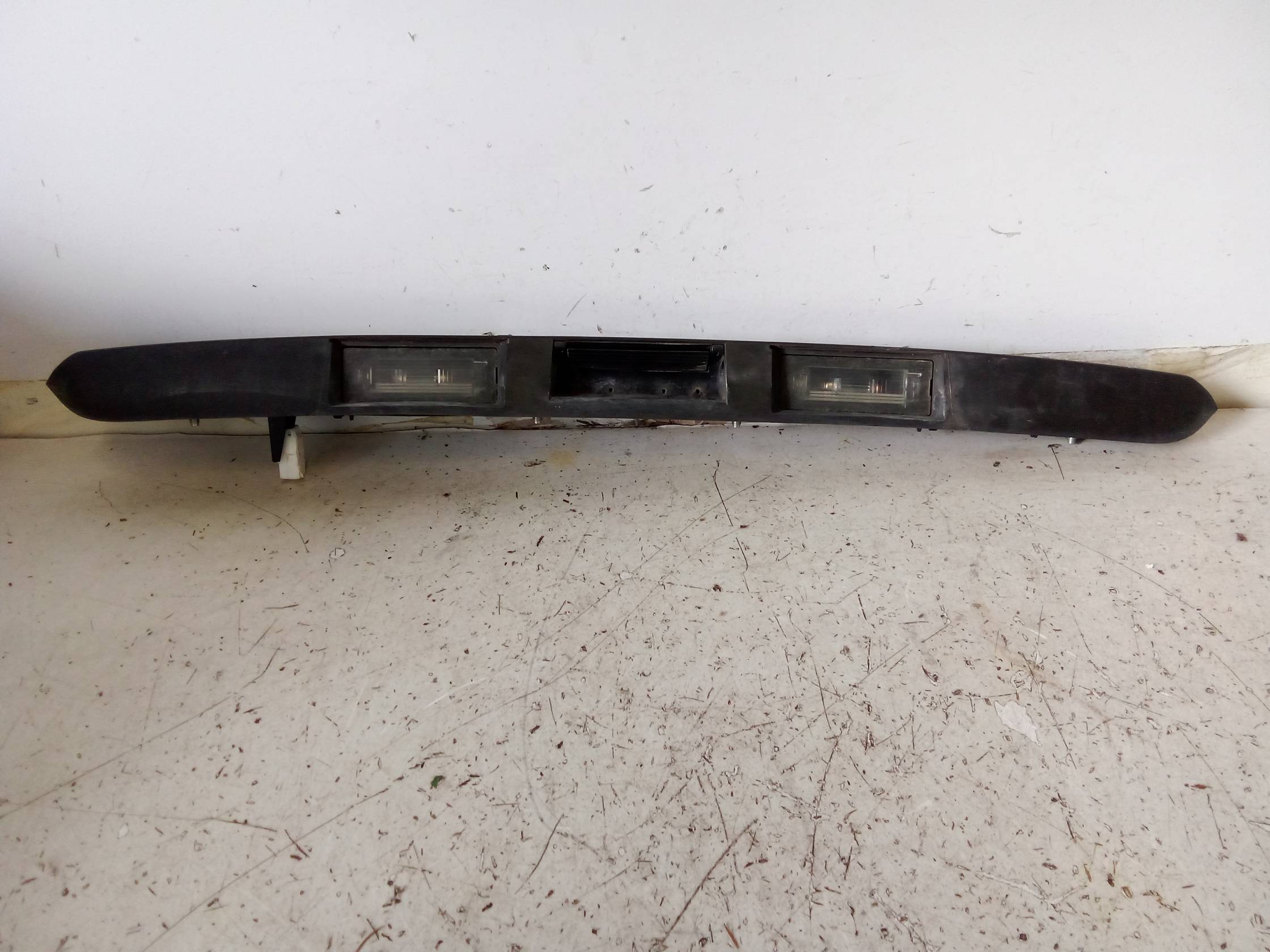 Maniglia portello post. Maniglia portello post.