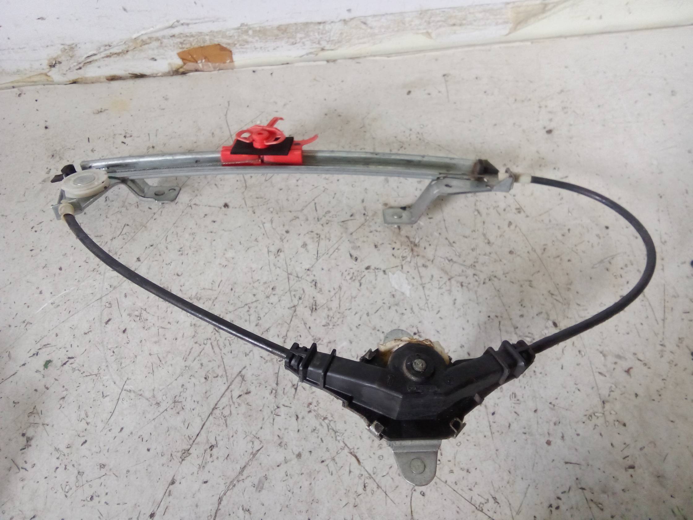 Alzacristallo porta post. sx.