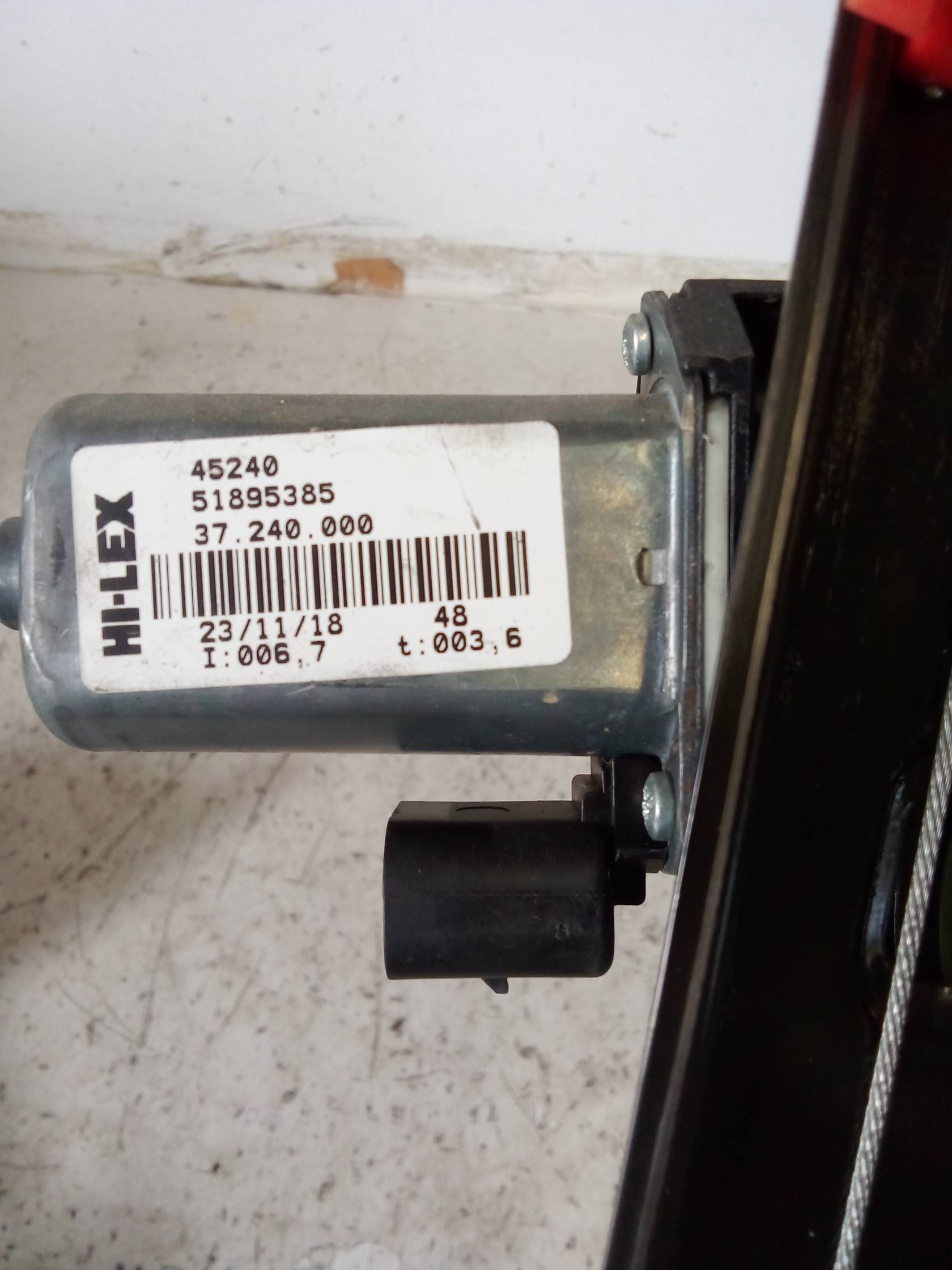 Alzacristallo elettr. porta ant. sx.