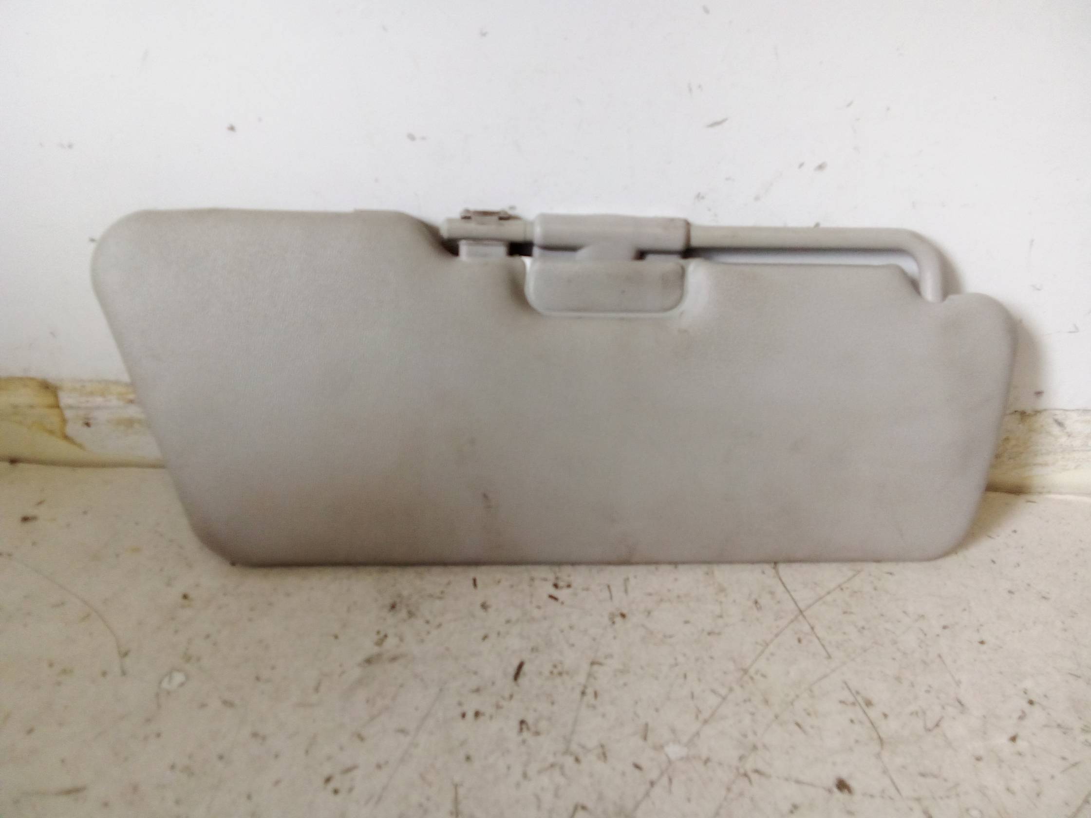 Aletta parasole parabrezza sx.